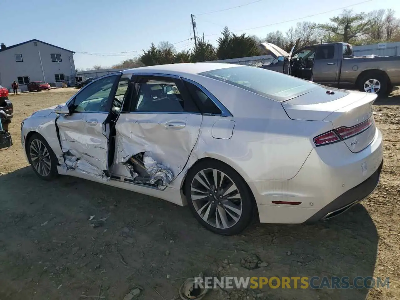 2 Photograph of a damaged car 3LN6L5F9XKR627811 LINCOLN MKZ 2019
