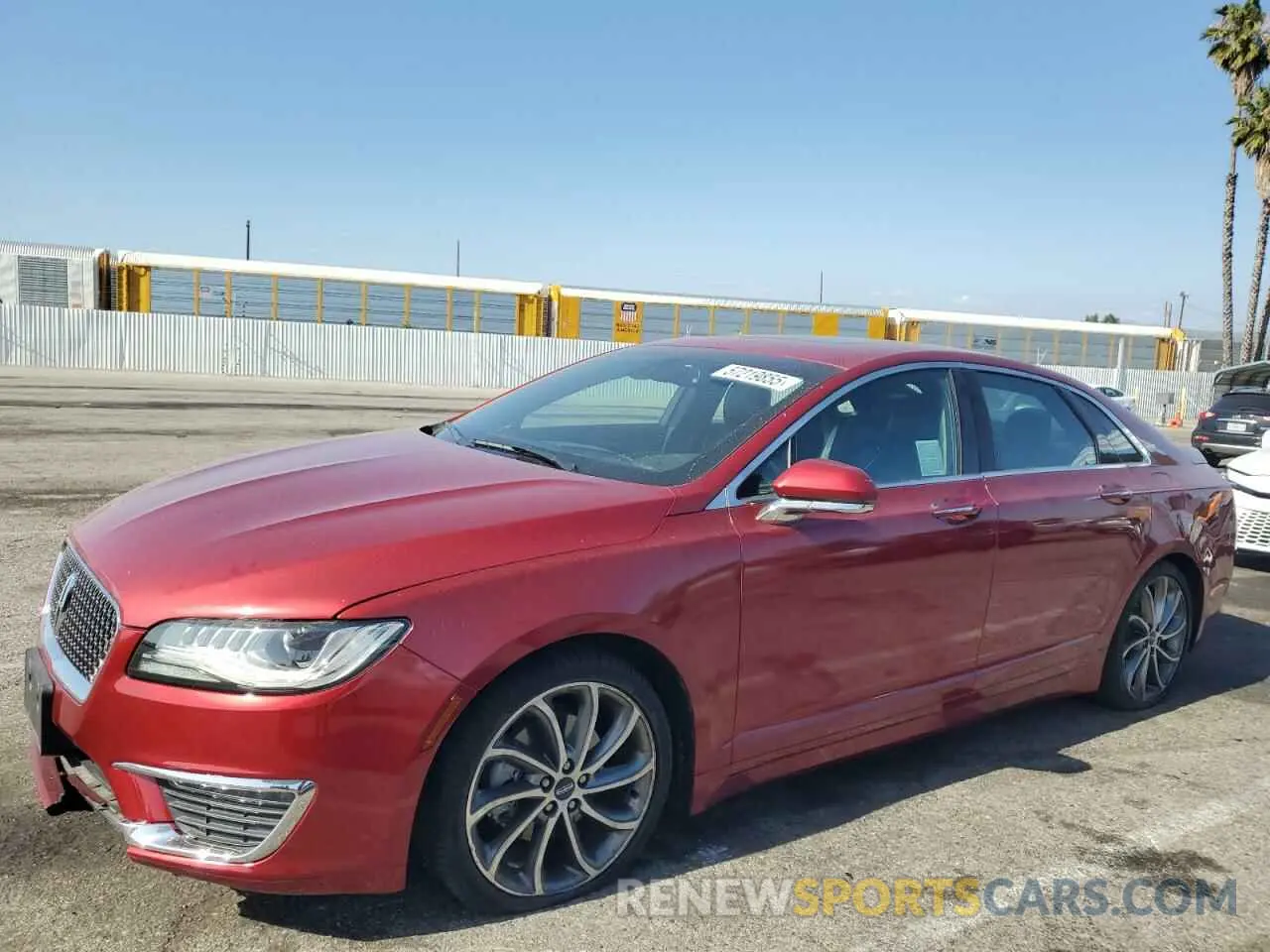 1 Photograph of a damaged car 3LN6L5LU0KR621668 LINCOLN MKZ 2019