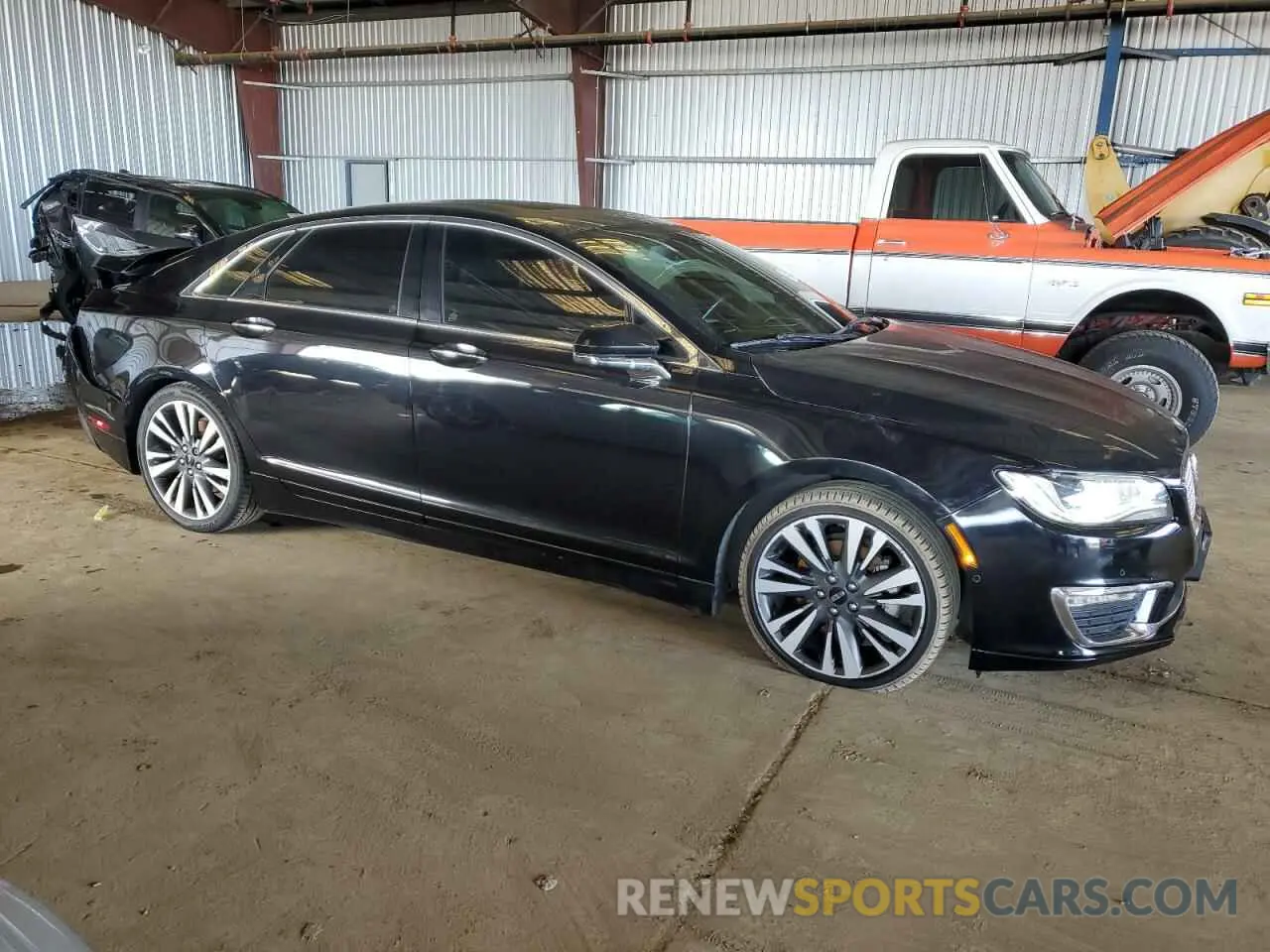 4 Photograph of a damaged car 3LN6L5MU2KR620987 LINCOLN MKZ 2019