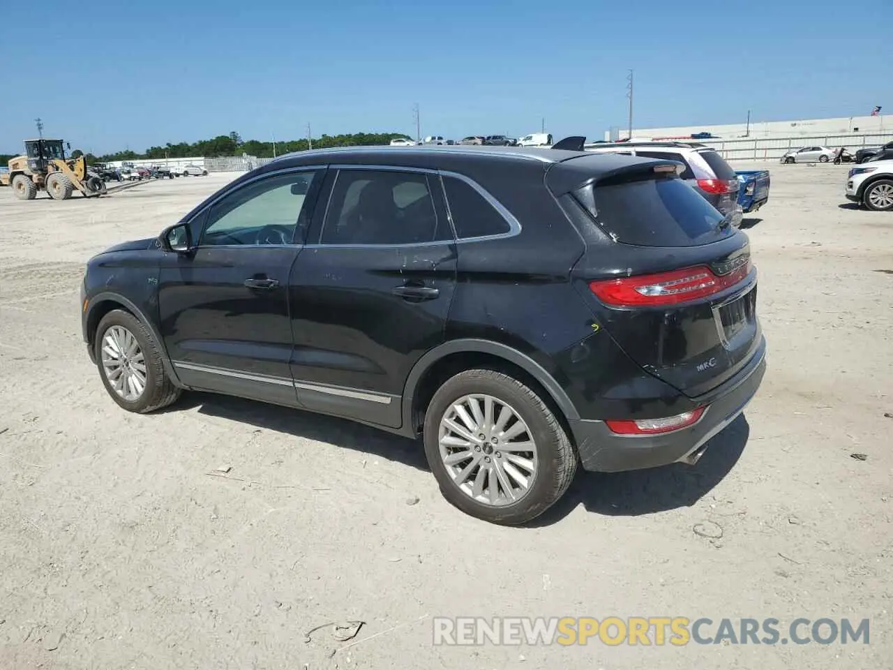 2 Photograph of a damaged car 5LMCJ1C95KUL08912 LINCOLN MKZ 2019
