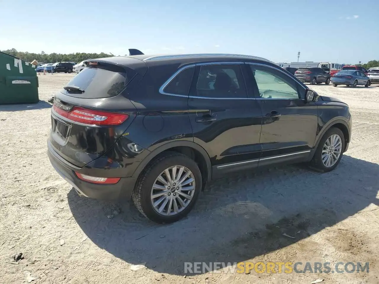 3 Photograph of a damaged car 5LMCJ1C95KUL08912 LINCOLN MKZ 2019