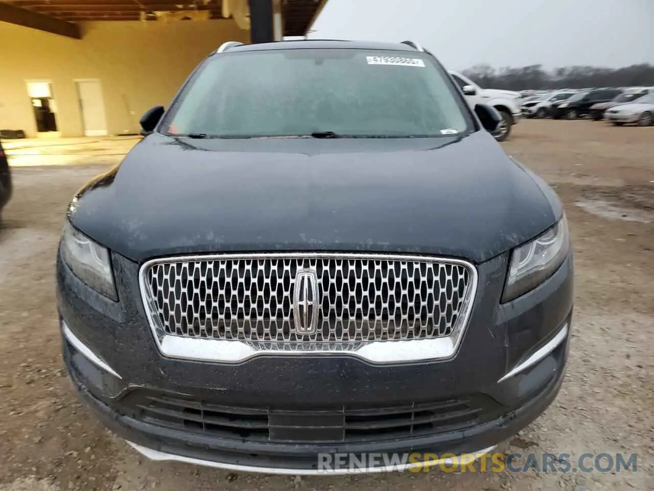 5 Photograph of a damaged car 5LMCJ1C97KUL09981 LINCOLN MKZ 2019