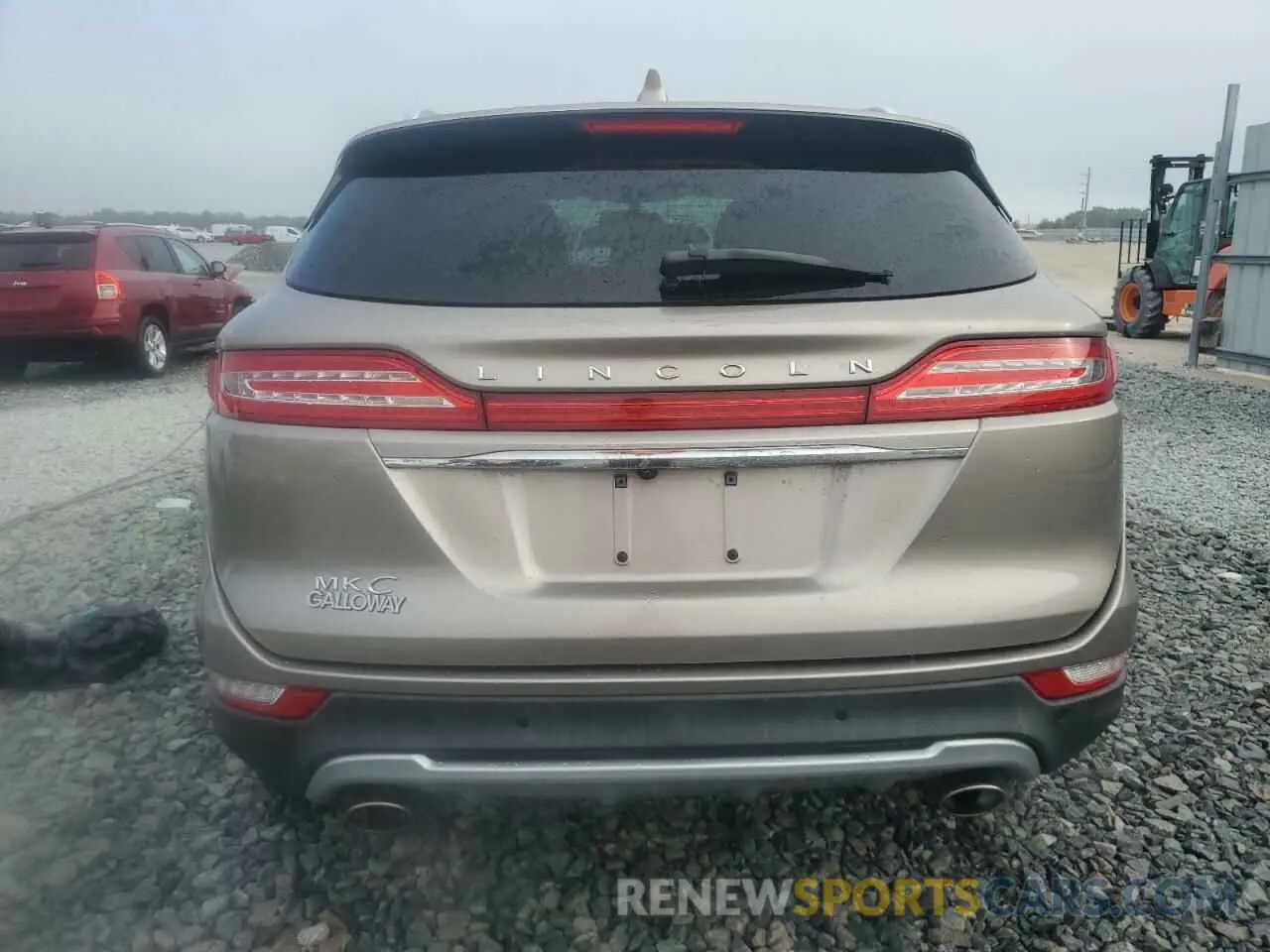 6 Photograph of a damaged car 5LMCJ1C98KUL46098 LINCOLN MKZ 2019