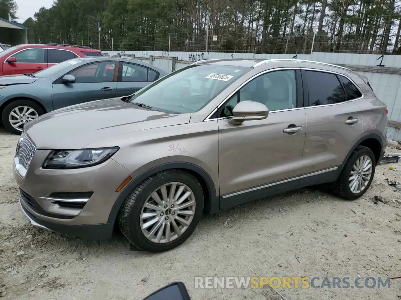 1 Photograph of a damaged car 5LMCJ1C9XKUL26497 LINCOLN MKZ 2019