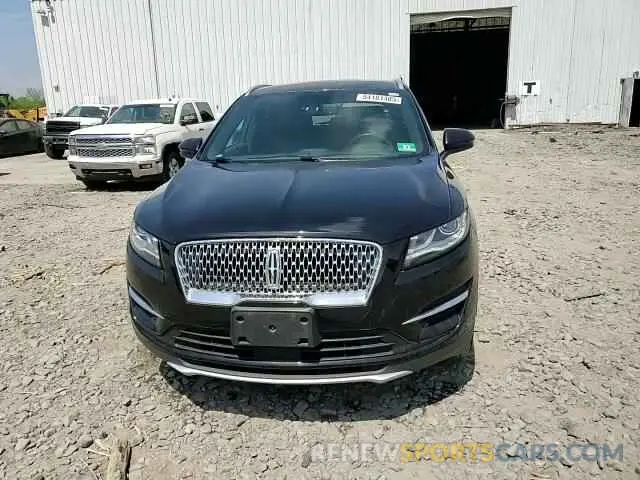 14 Photograph of a damaged car 5LMCJ1D90KUL07441 LINCOLN MKZ 2019