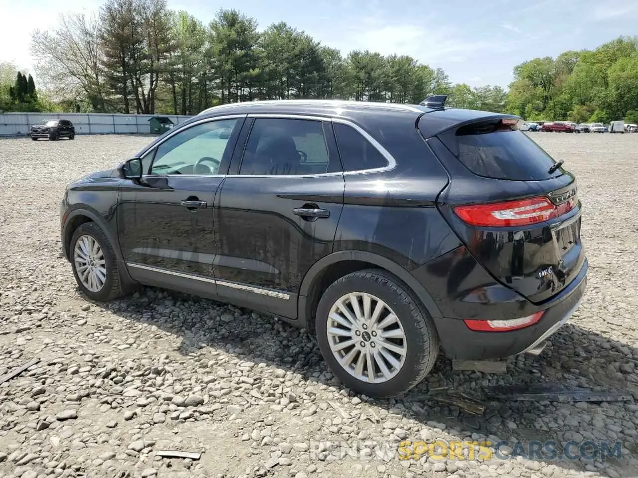 2 Photograph of a damaged car 5LMCJ1D90KUL07441 LINCOLN MKZ 2019