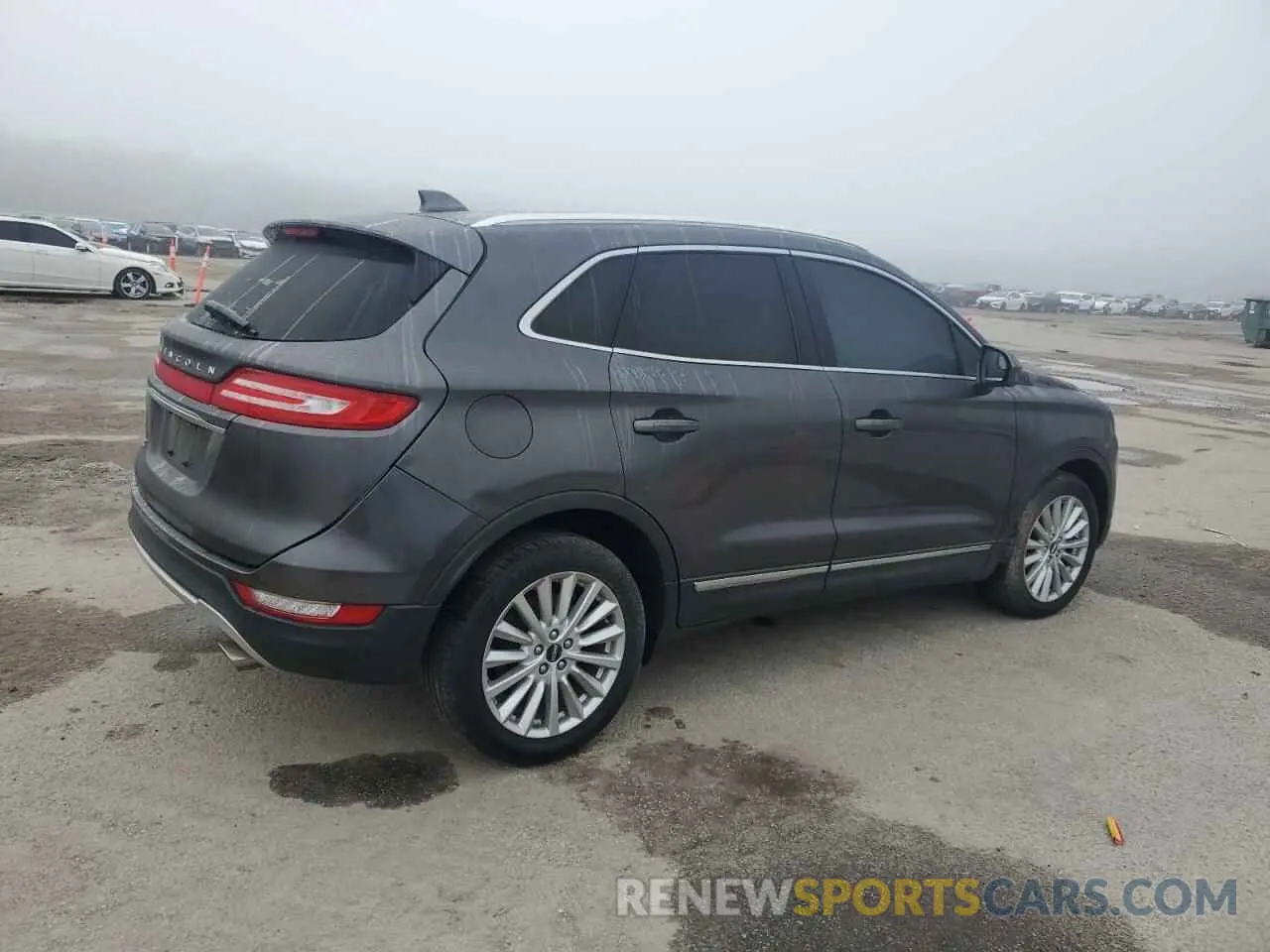 3 Photograph of a damaged car 5LMCJ1D92KUL01379 LINCOLN MKZ 2019