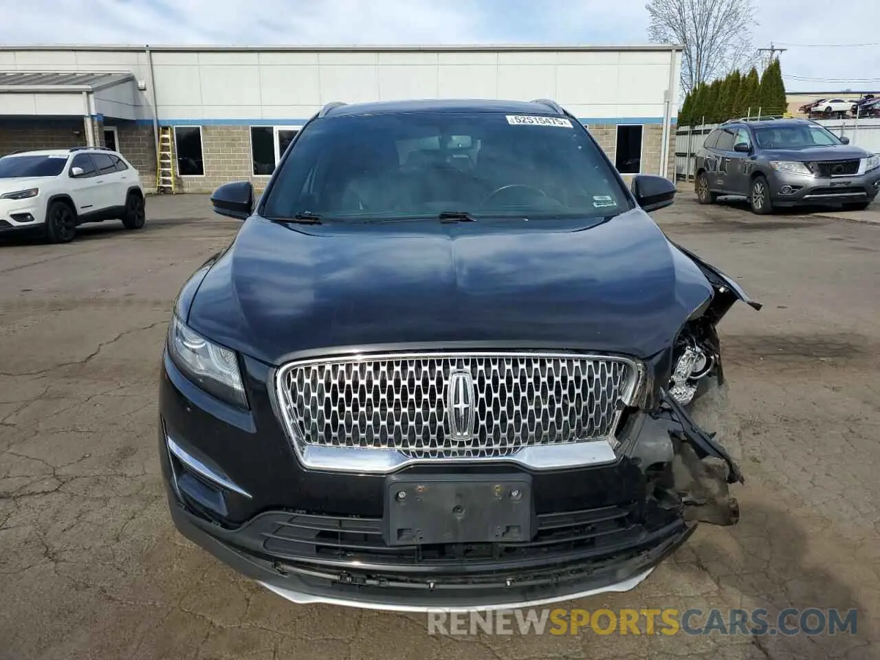5 Photograph of a damaged car 5LMCJ1D99KUL08927 LINCOLN MKZ 2019