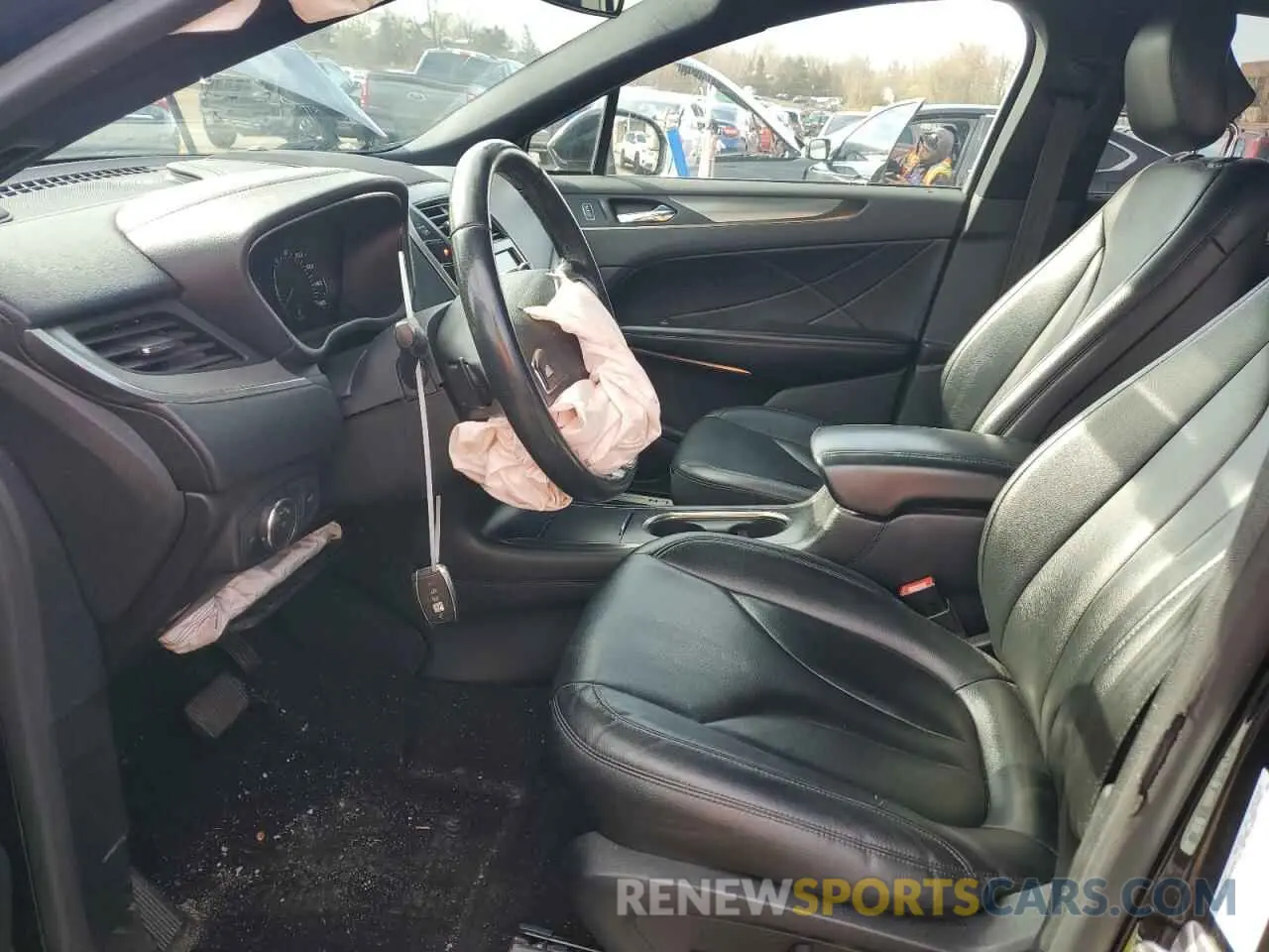 7 Photograph of a damaged car 5LMCJ1D99KUL08927 LINCOLN MKZ 2019