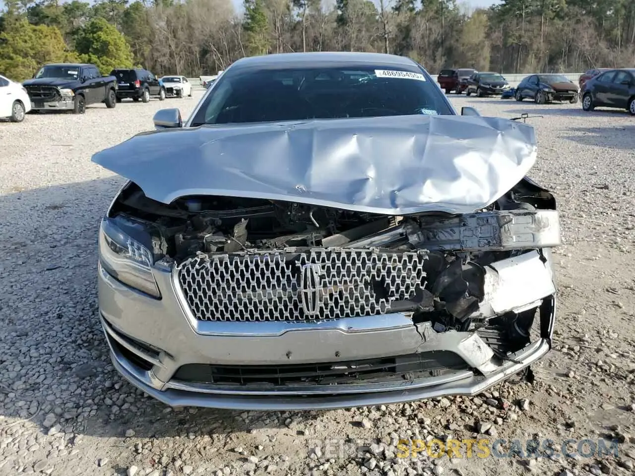 5 Photograph of a damaged car 3LN6L5A91LR603843 LINCOLN MKZ 2020