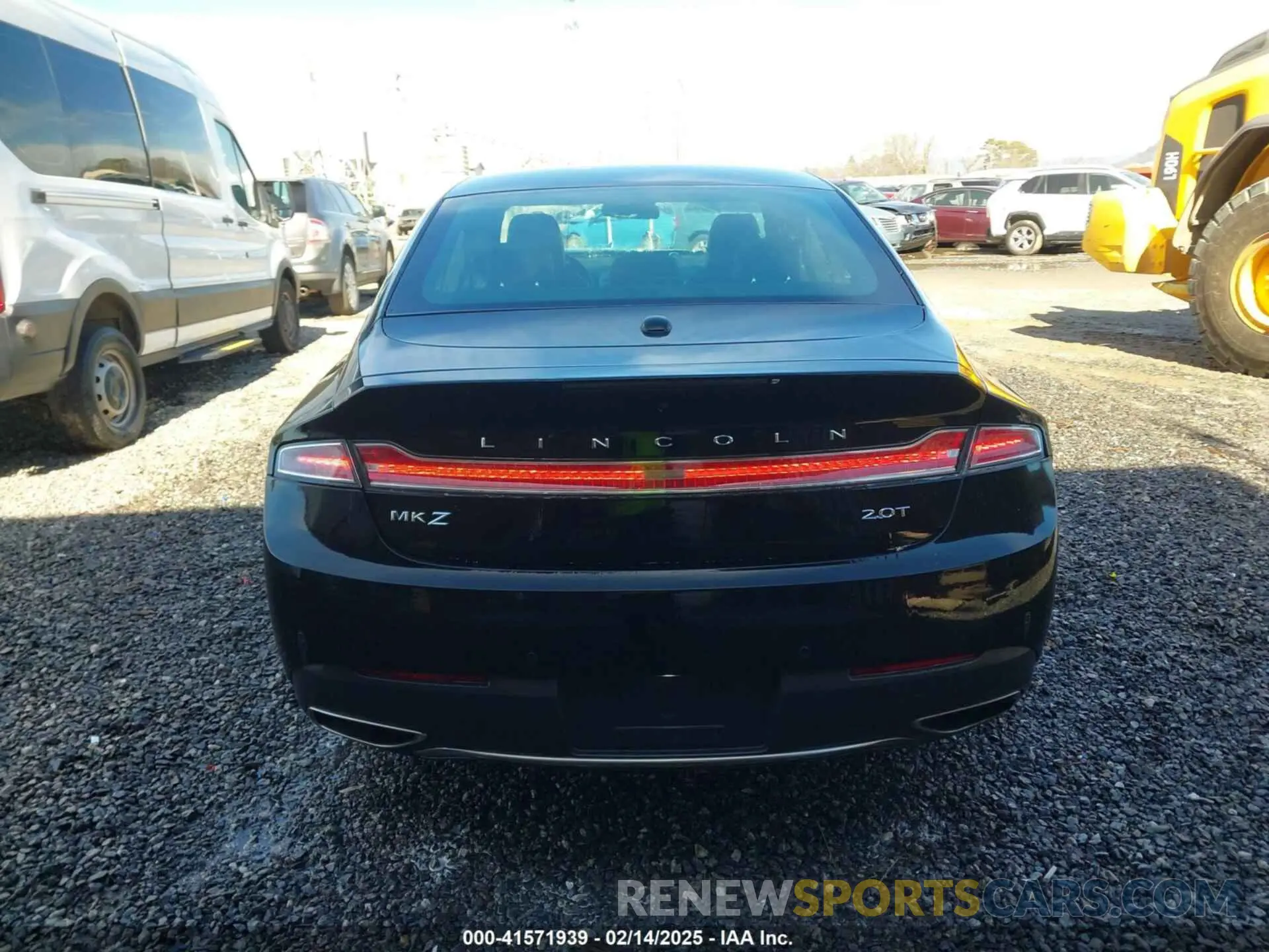16 Photograph of a damaged car 3LN6L5A94LR603934 LINCOLN MKZ 2020