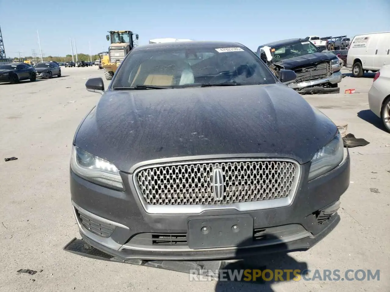 5 Photograph of a damaged car 3LN6L5A98LR611468 LINCOLN MKZ 2020