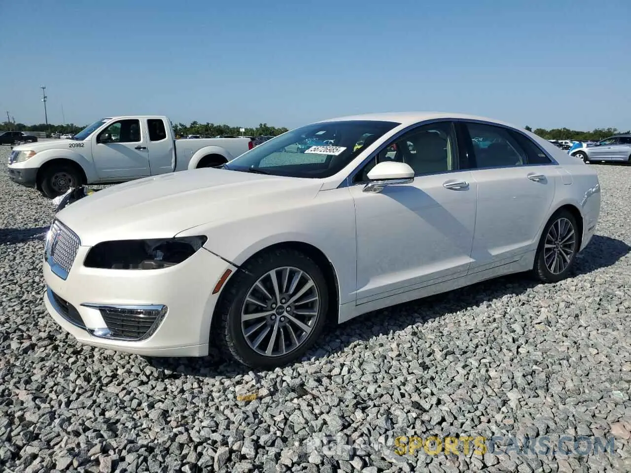 1 Photograph of a damaged car 3LN6L5A99LR618087 LINCOLN MKZ 2020