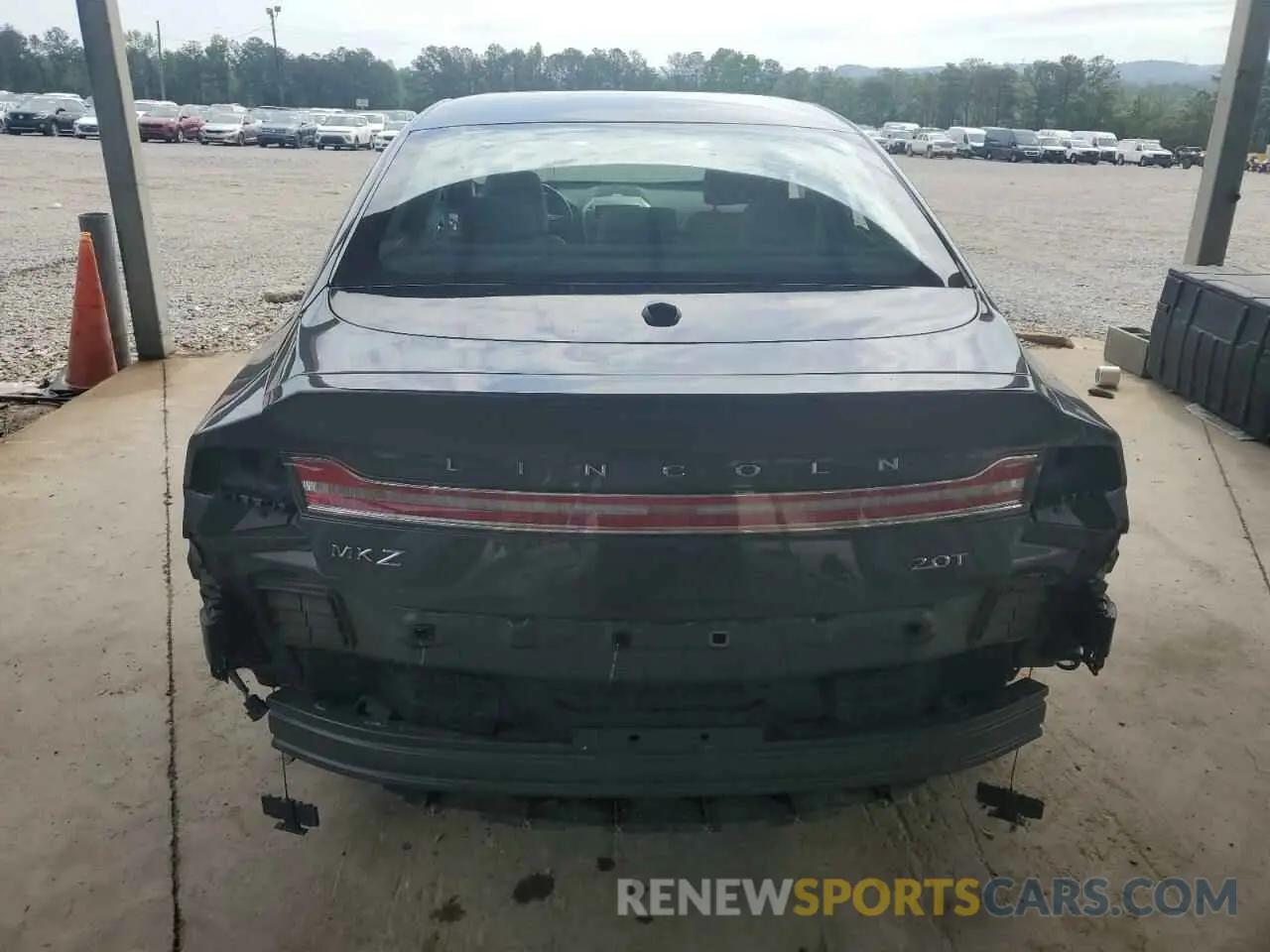6 Photograph of a damaged car 3LN6L5E96LR614668 LINCOLN MKZ 2020