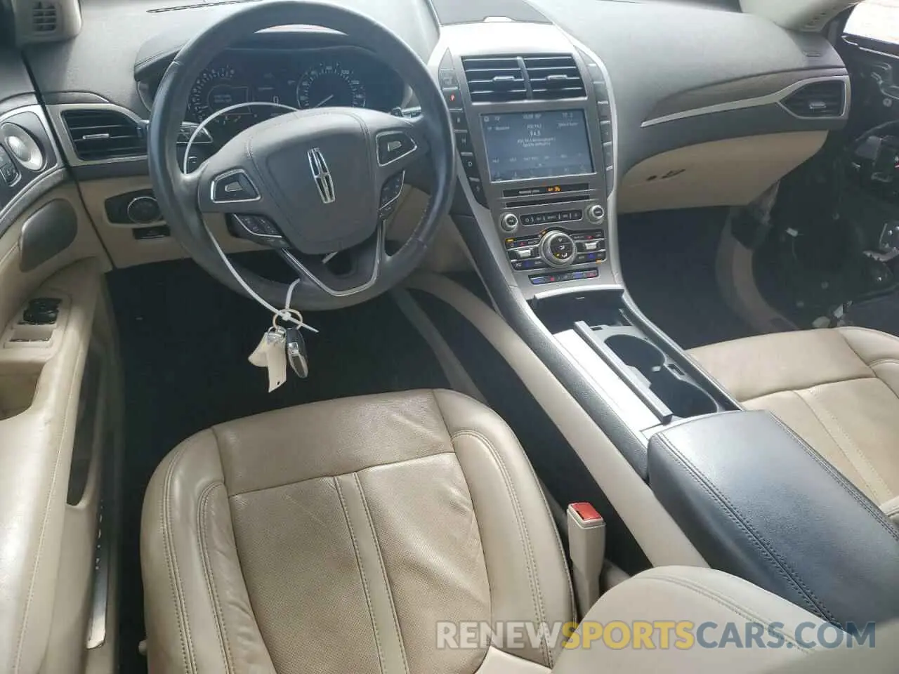 8 Photograph of a damaged car 3LN6L5E96LR614668 LINCOLN MKZ 2020