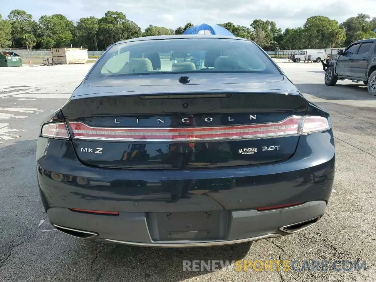 6 Photograph of a damaged car 3LN6L5E99LR608752 LINCOLN MKZ 2020