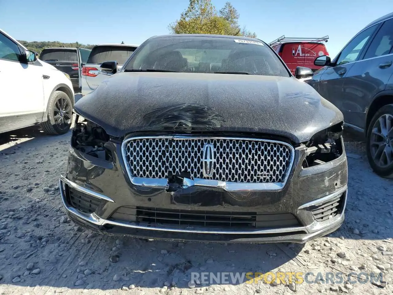 5 Photograph of a damaged car 3LN6L5F94LR613596 LINCOLN MKZ 2020