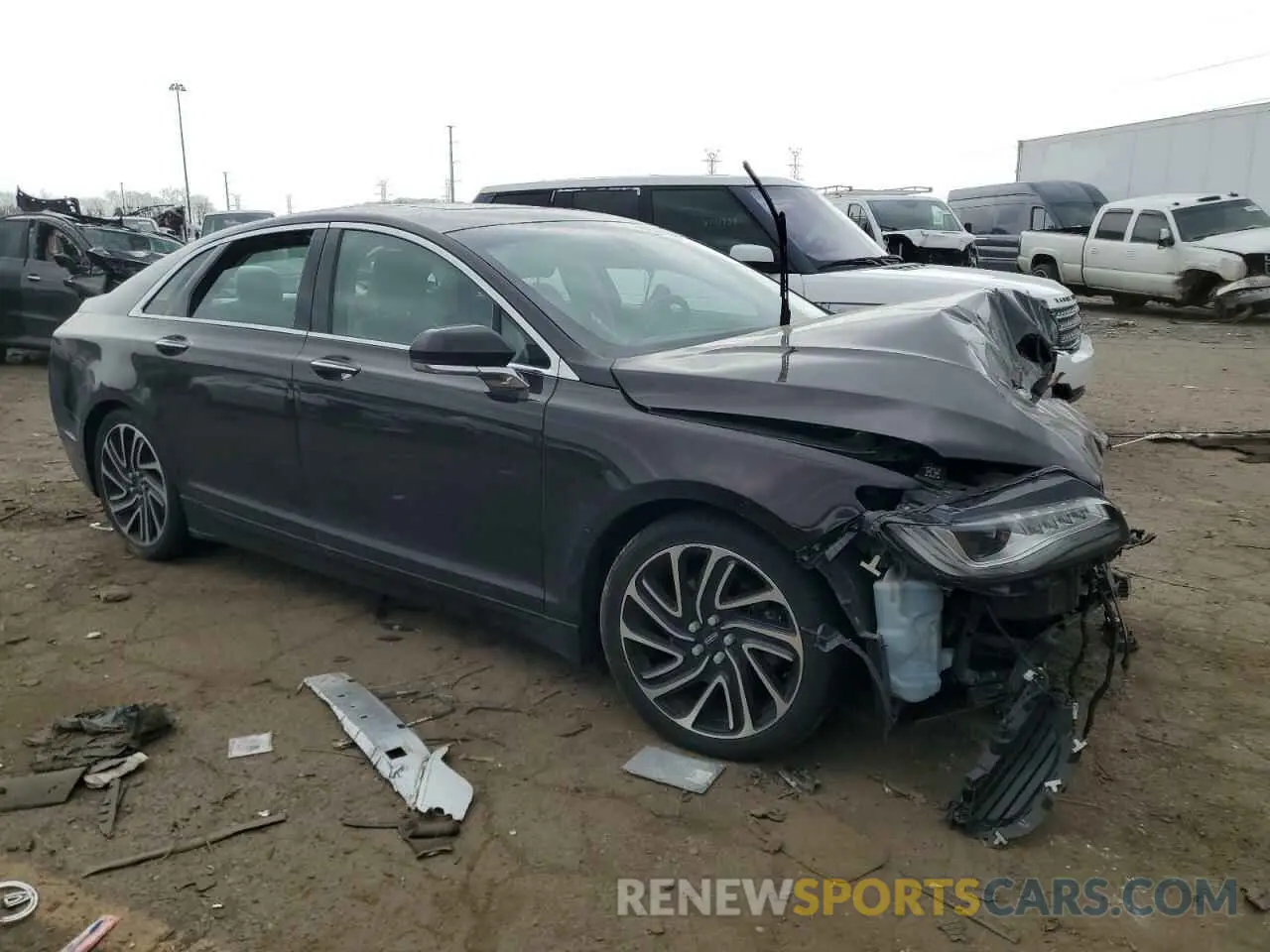 4 Photograph of a damaged car 3LN6L5F95LR609041 LINCOLN MKZ 2020