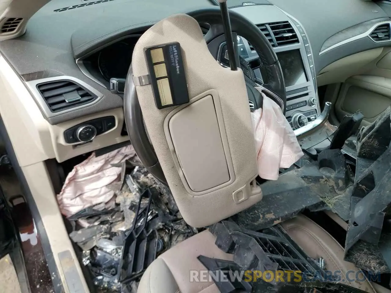 8 Photograph of a damaged car 3LN6L5F95LR609041 LINCOLN MKZ 2020