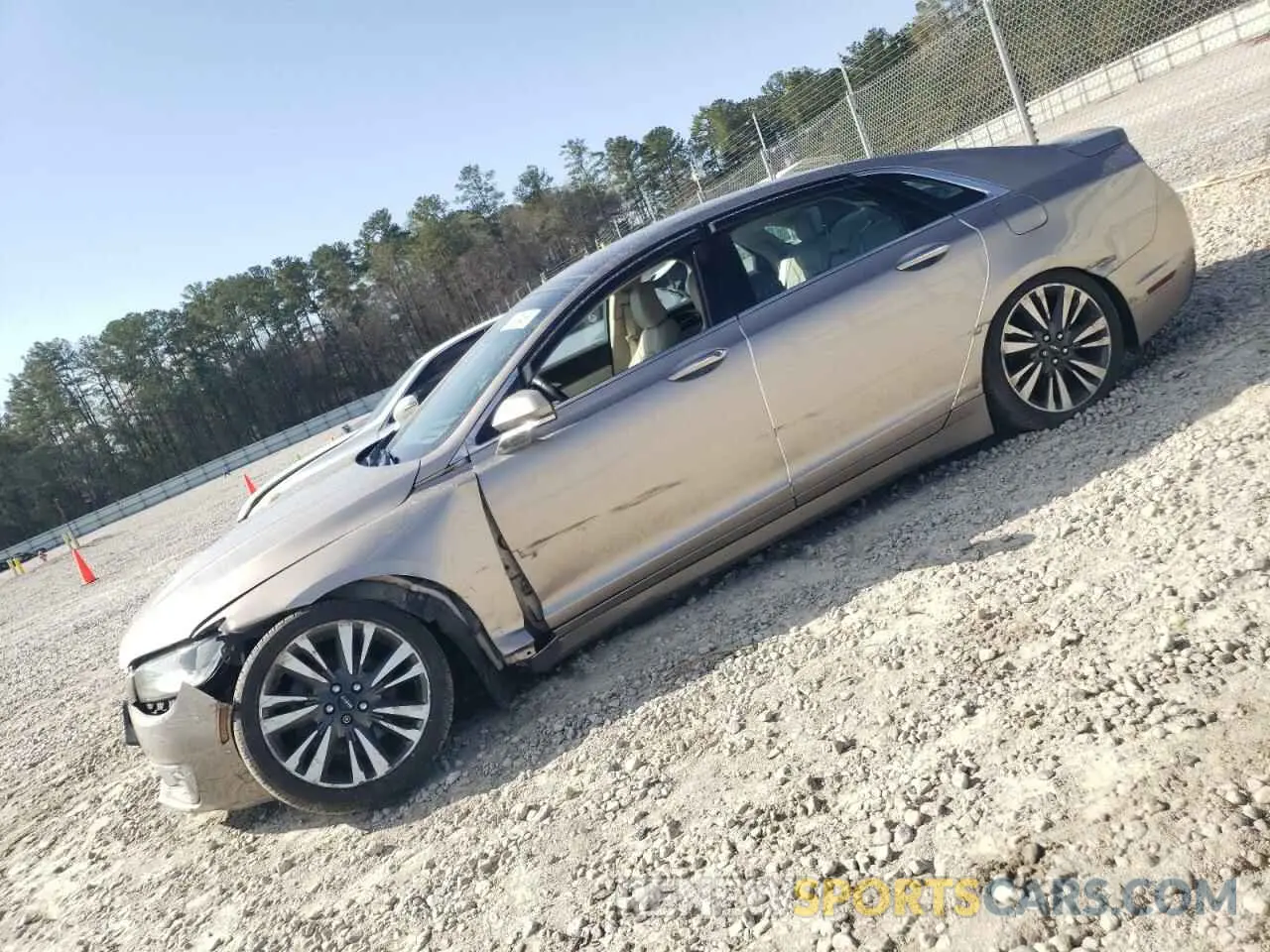1 Photograph of a damaged car 3LN6L5F96LR614295 LINCOLN MKZ 2020