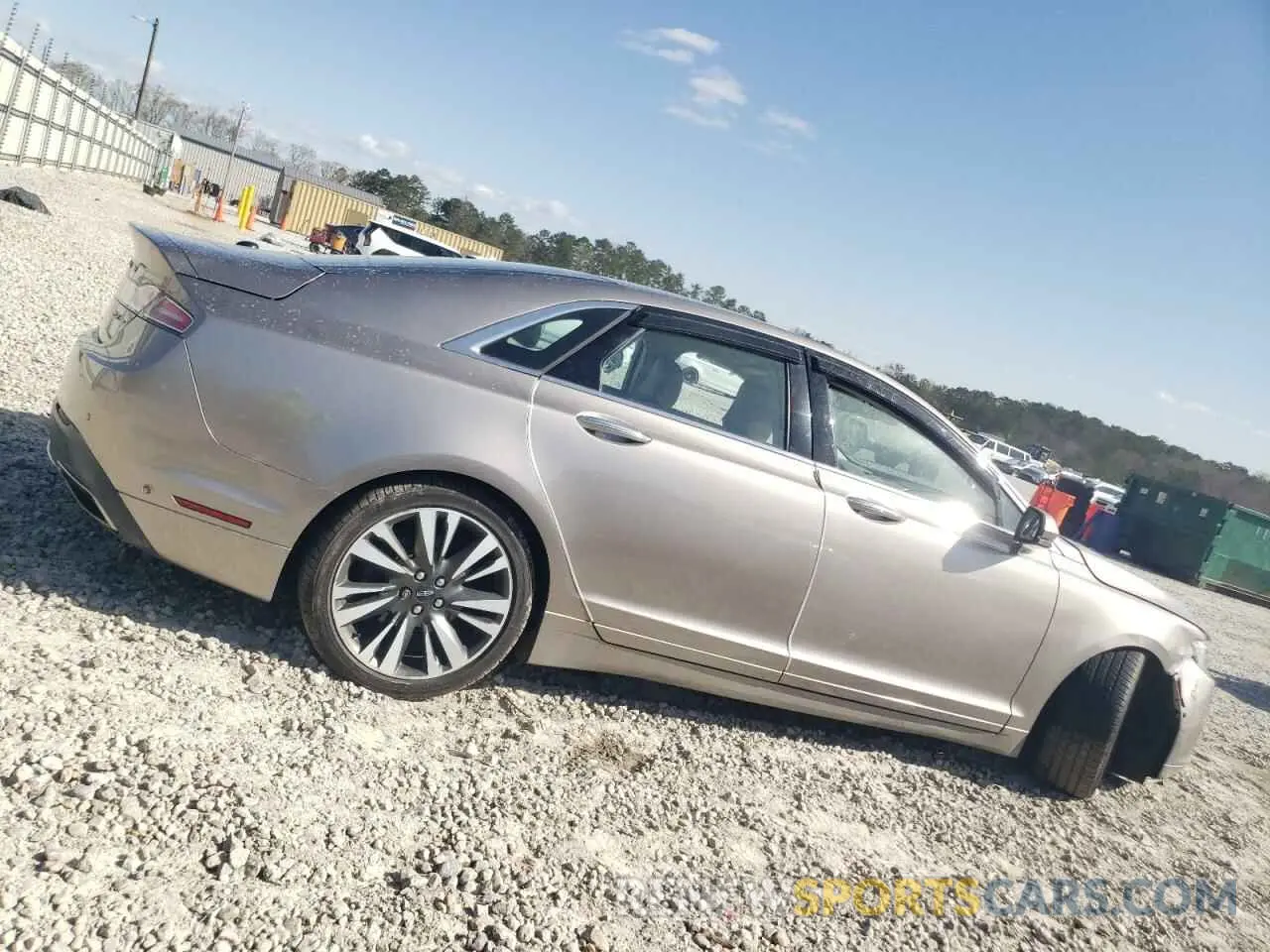 3 Photograph of a damaged car 3LN6L5F96LR614295 LINCOLN MKZ 2020