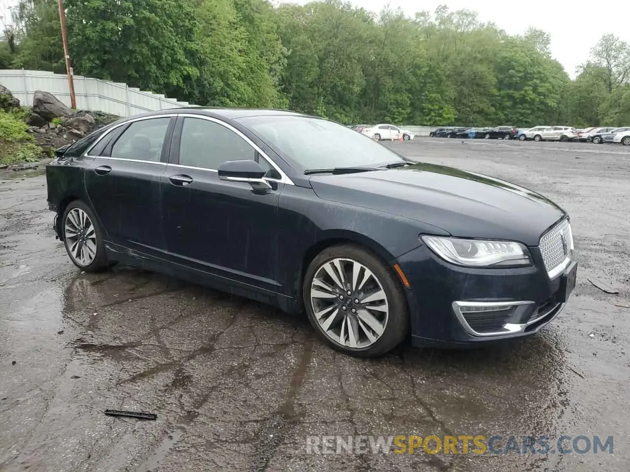 4 Photograph of a damaged car 3LN6L5F97LR601796 LINCOLN MKZ 2020