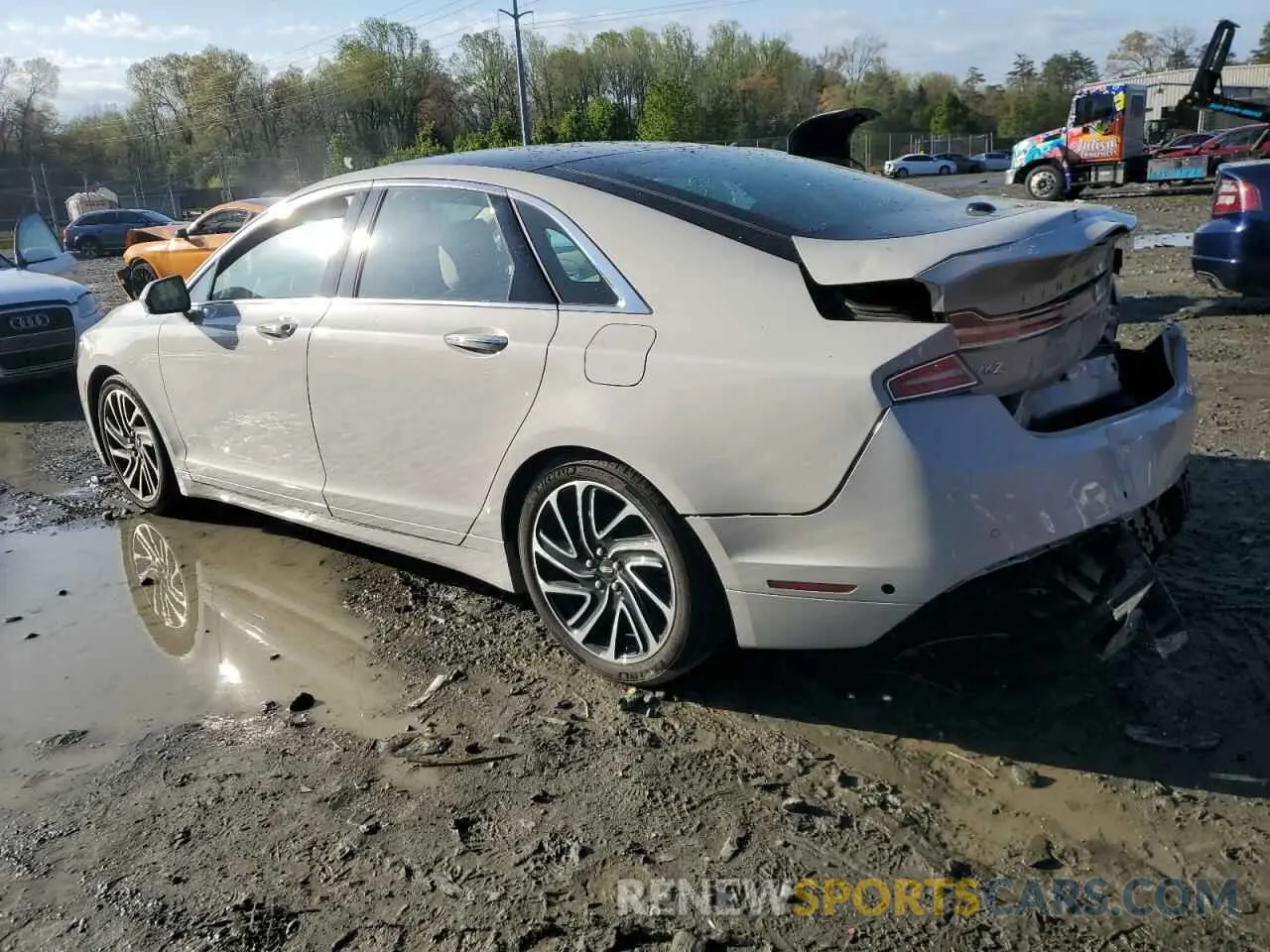 2 Photograph of a damaged car 3LN6L5F97LR606013 LINCOLN MKZ 2020