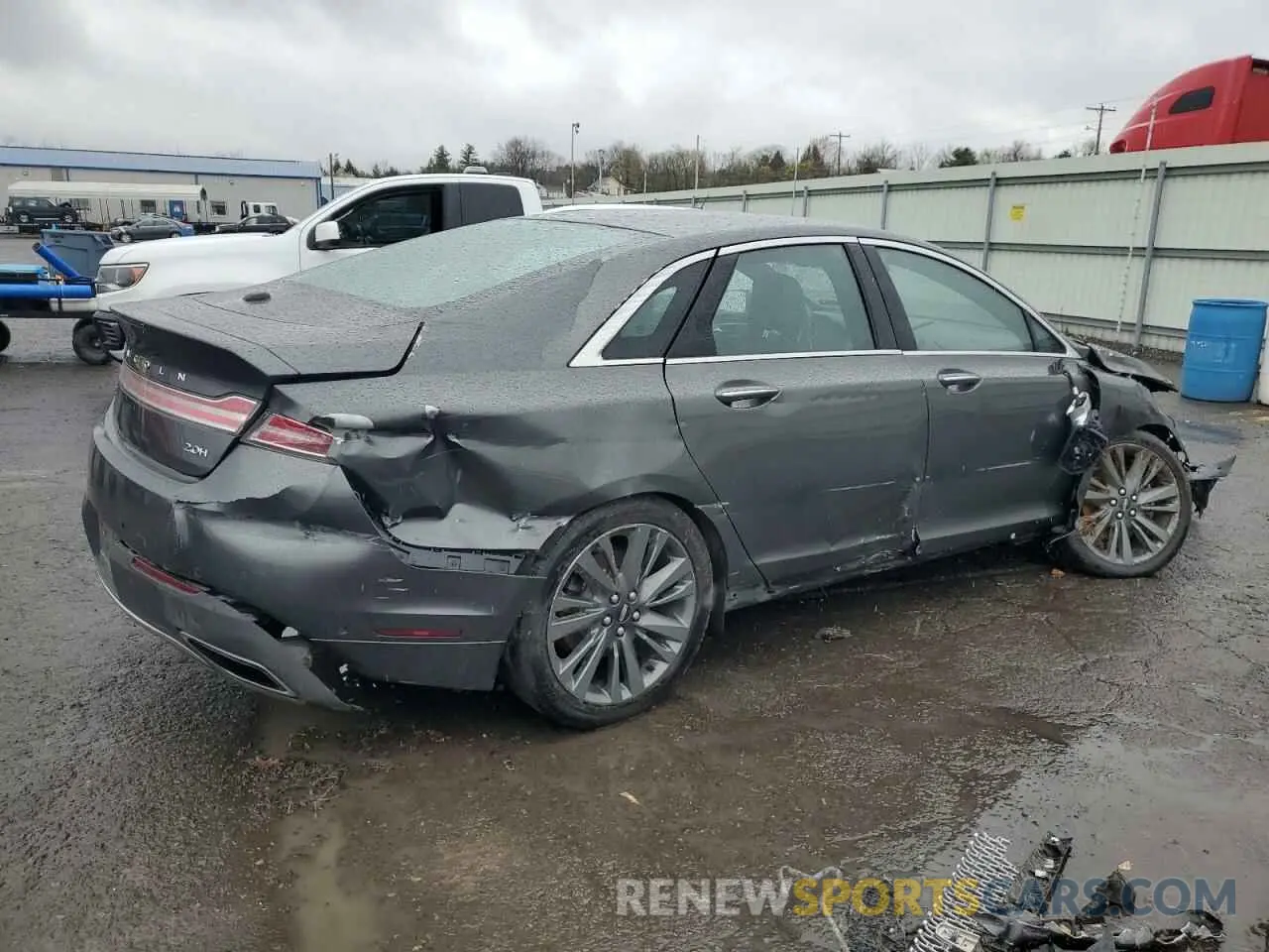 3 Photograph of a damaged car 3LN6L5LU3LR611539 LINCOLN MKZ 2020