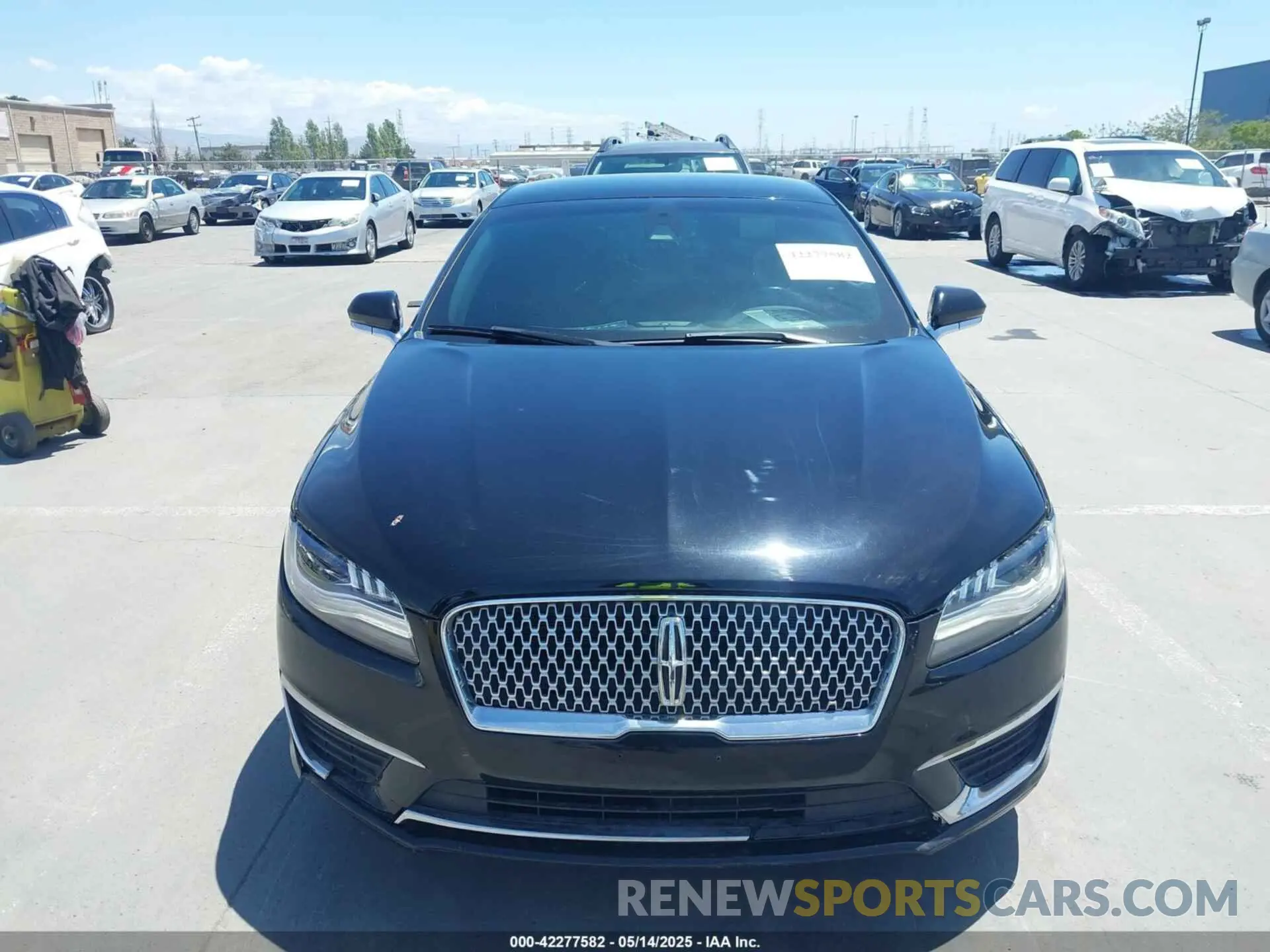 12 Photograph of a damaged car 3LN6L5LU0KR614056 LINCOLN MKZ HYBRID 2019
