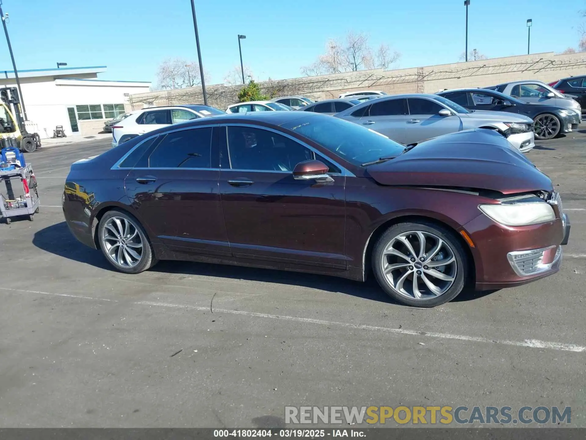 14 Photograph of a damaged car 3LN6L5LU4KR621656 LINCOLN MKZ HYBRID 2019