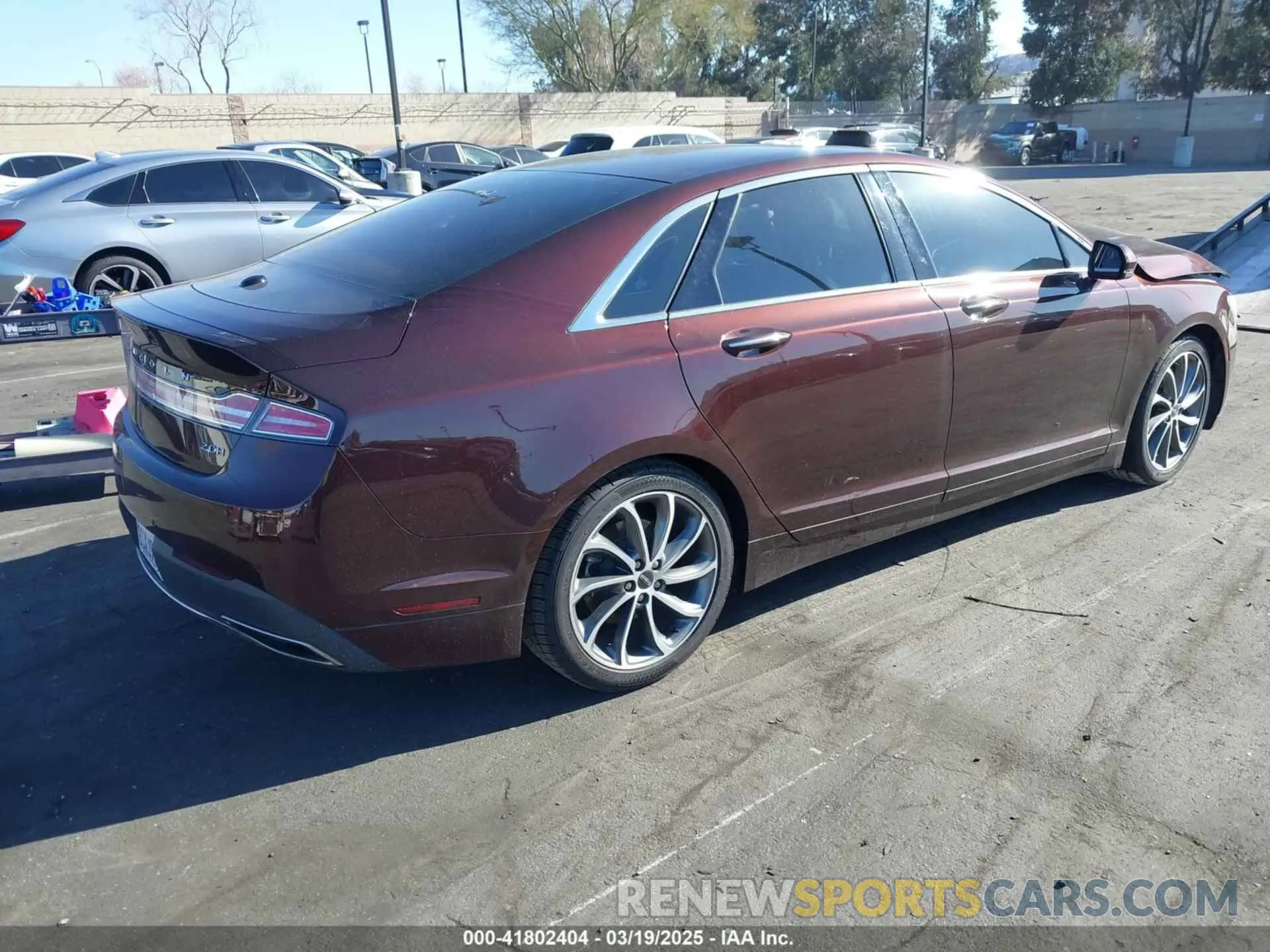4 Photograph of a damaged car 3LN6L5LU4KR621656 LINCOLN MKZ HYBRID 2019