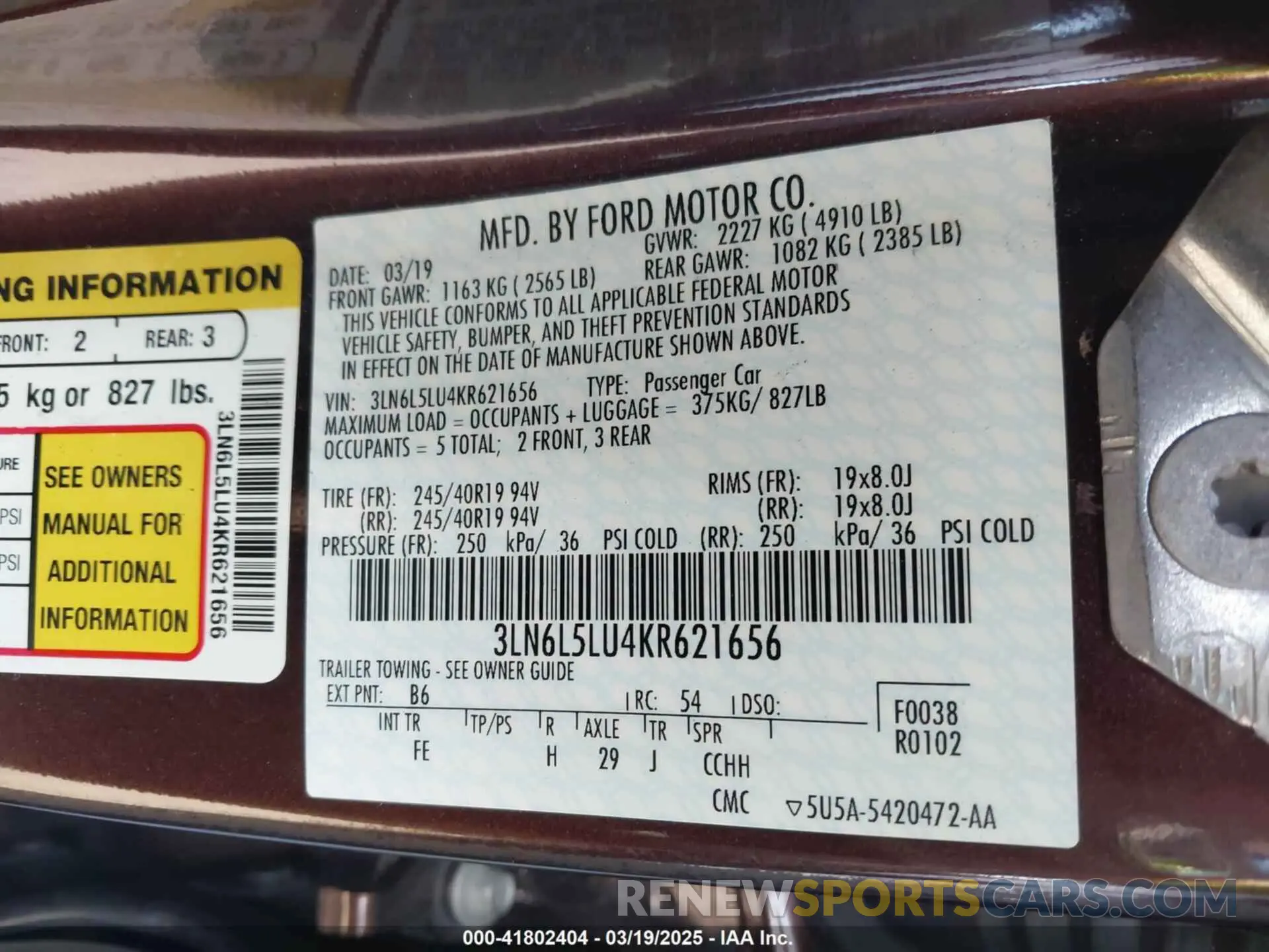 9 Photograph of a damaged car 3LN6L5LU4KR621656 LINCOLN MKZ HYBRID 2019