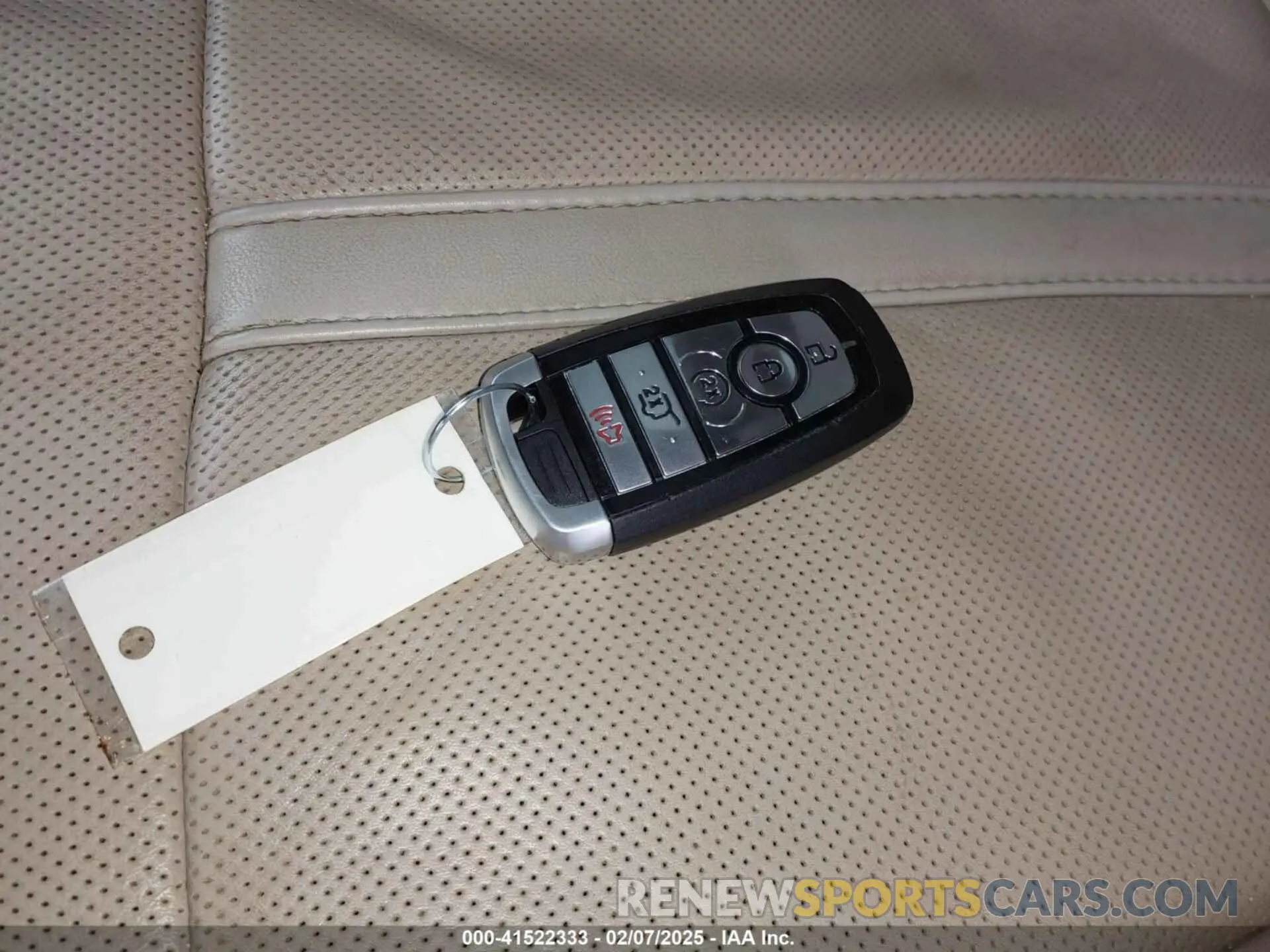 11 Photograph of a damaged car 3LN6L5MU1KR631351 LINCOLN MKZ HYBRID 2019