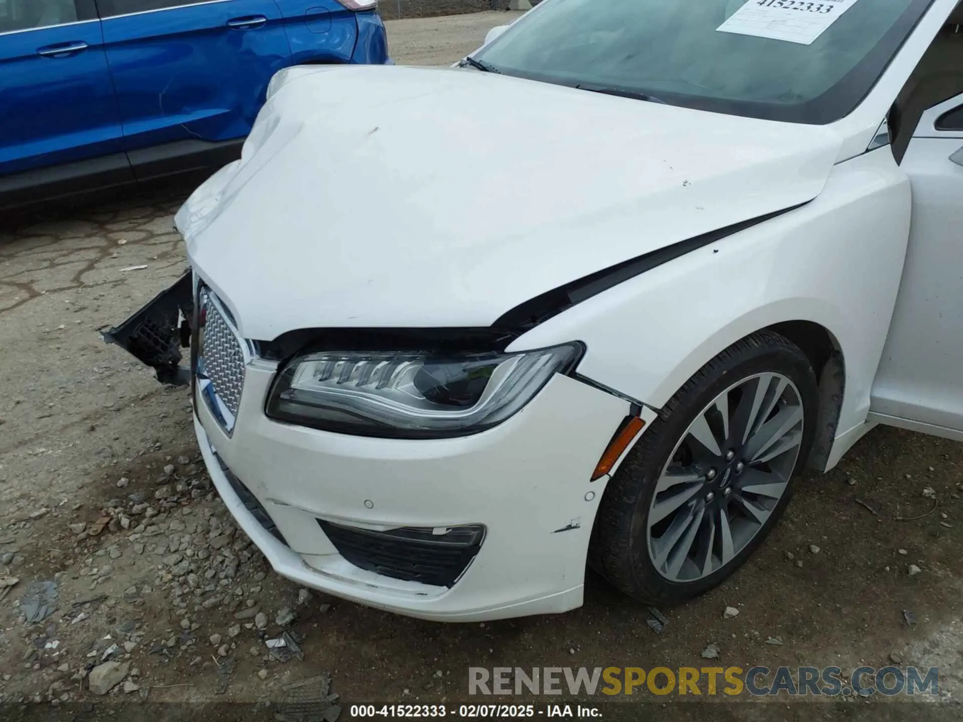19 Photograph of a damaged car 3LN6L5MU1KR631351 LINCOLN MKZ HYBRID 2019
