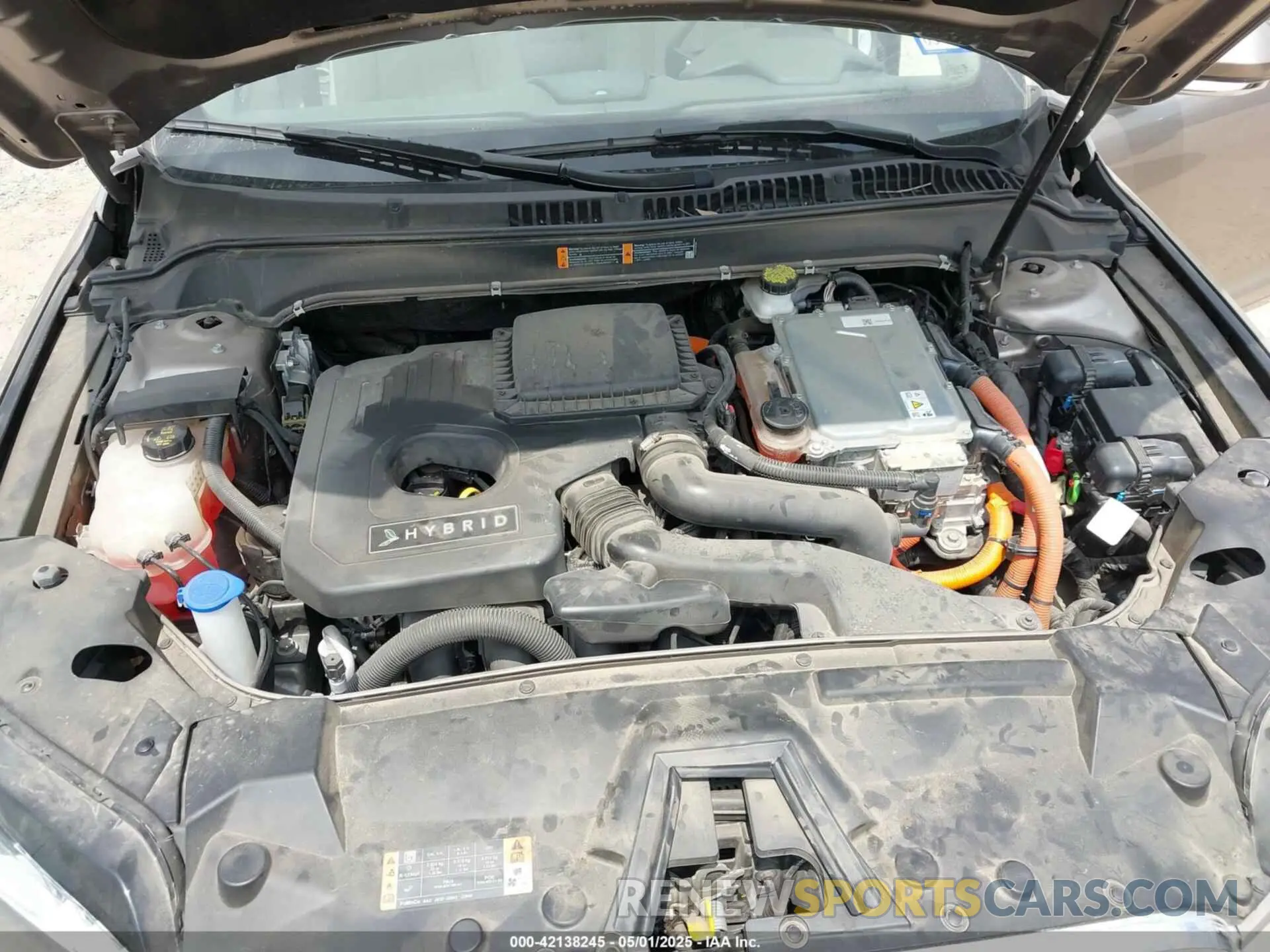 10 Photograph of a damaged car 3LN6L5MU3KR607827 LINCOLN MKZ HYBRID 2019