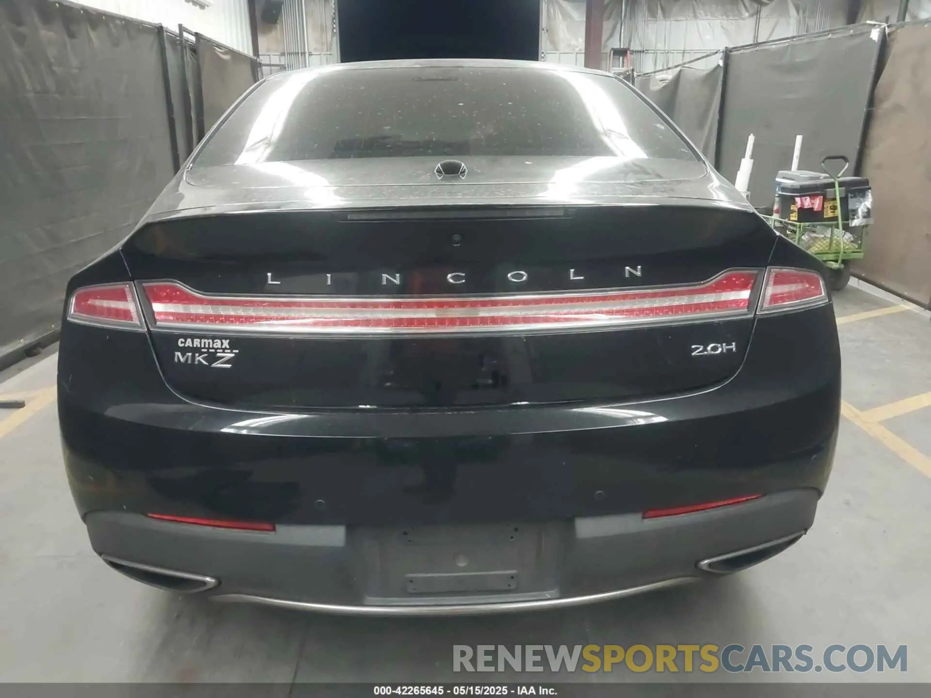 16 Photograph of a damaged car 3LN6L5MU3KR618696 LINCOLN MKZ HYBRID 2019