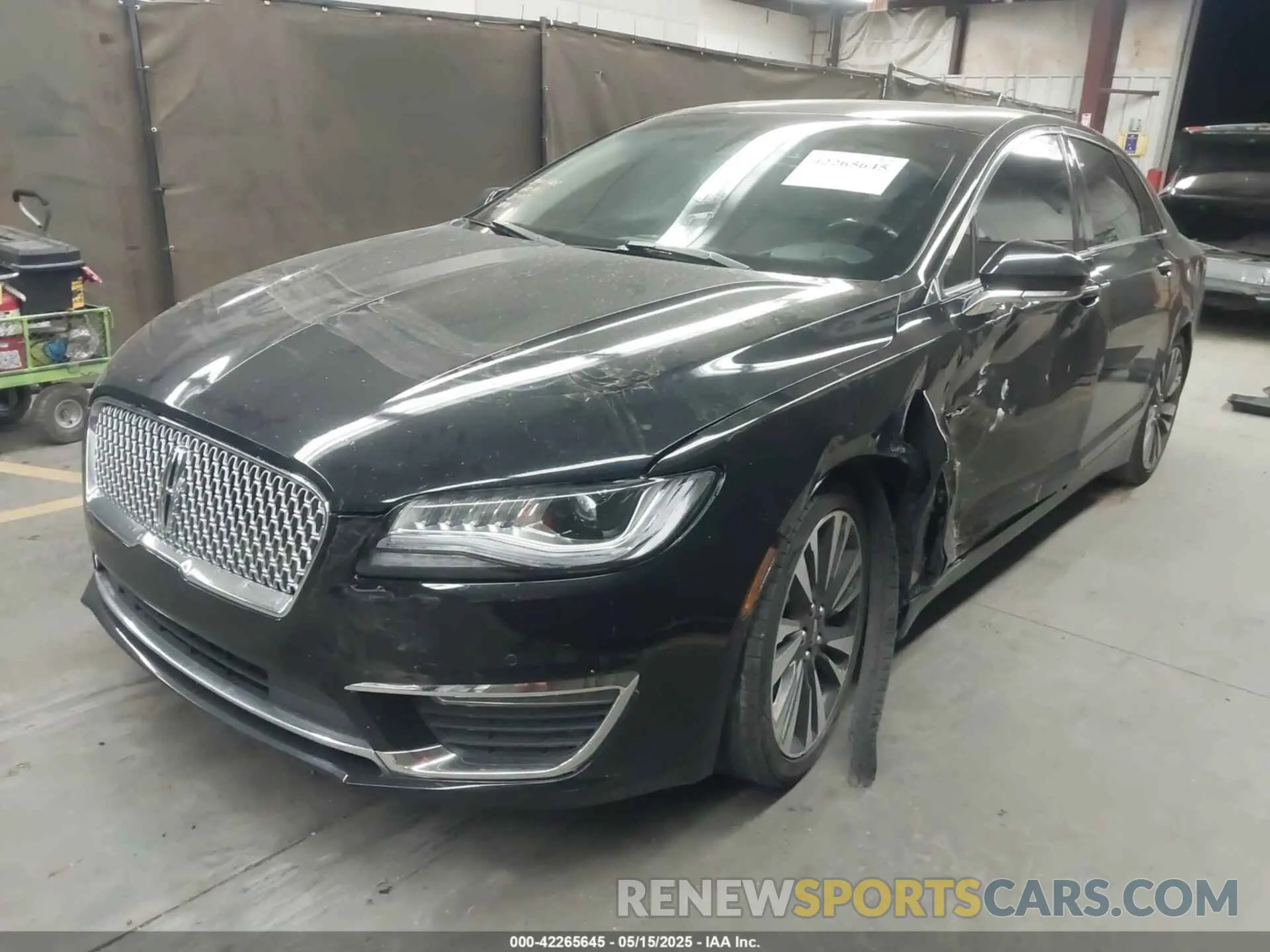 2 Photograph of a damaged car 3LN6L5MU3KR618696 LINCOLN MKZ HYBRID 2019