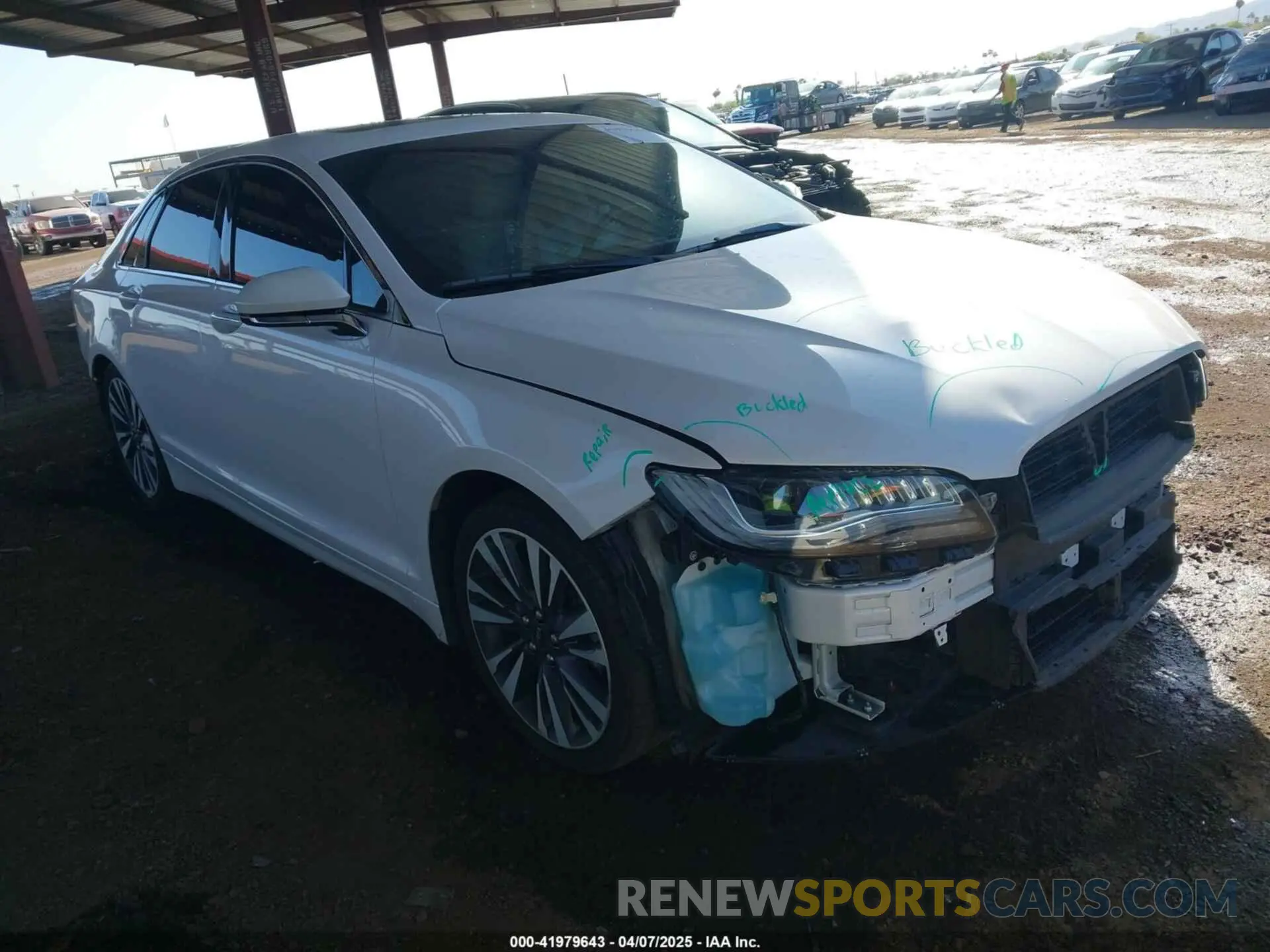1 Photograph of a damaged car 3LN6L5MU8KR608469 LINCOLN MKZ HYBRID 2019