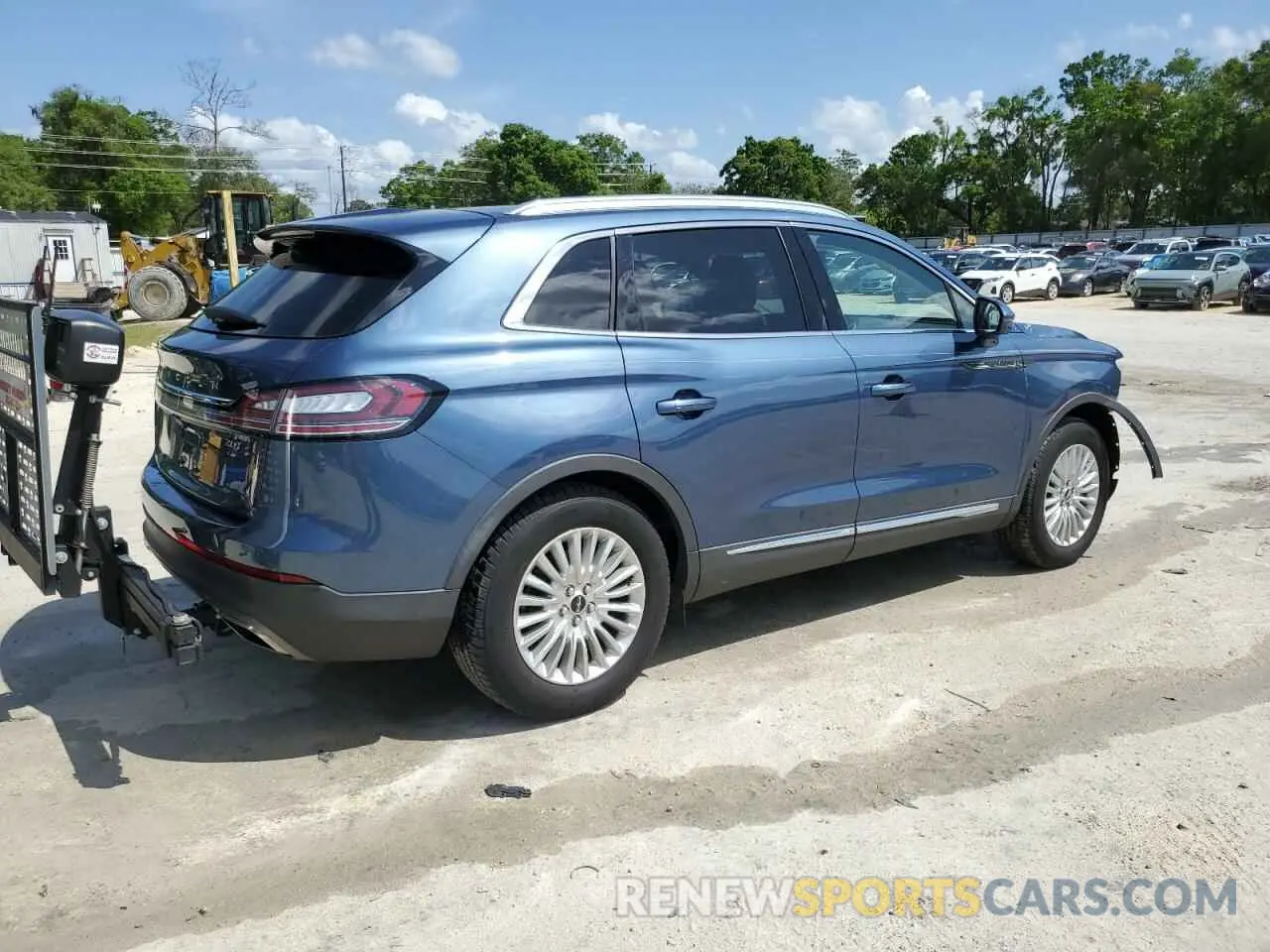 3 Photograph of a damaged car 2LMPJ6J95KBL35137 LINCOLN NAUTILUS 2019