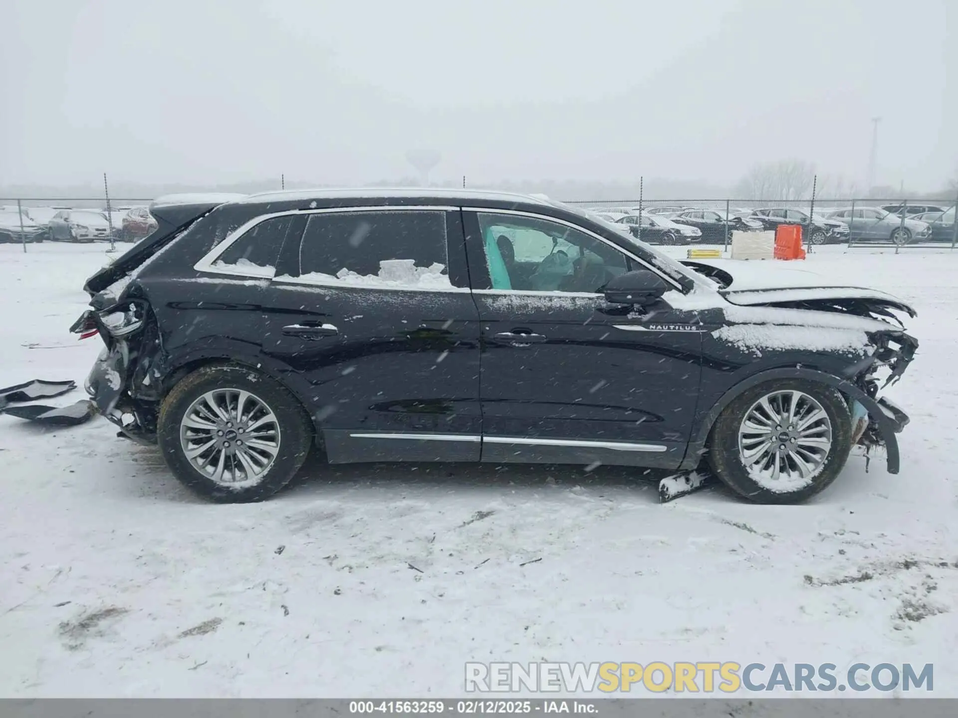 14 Photograph of a damaged car 2LMPJ6K90KBL47453 LINCOLN NAUTILUS 2019