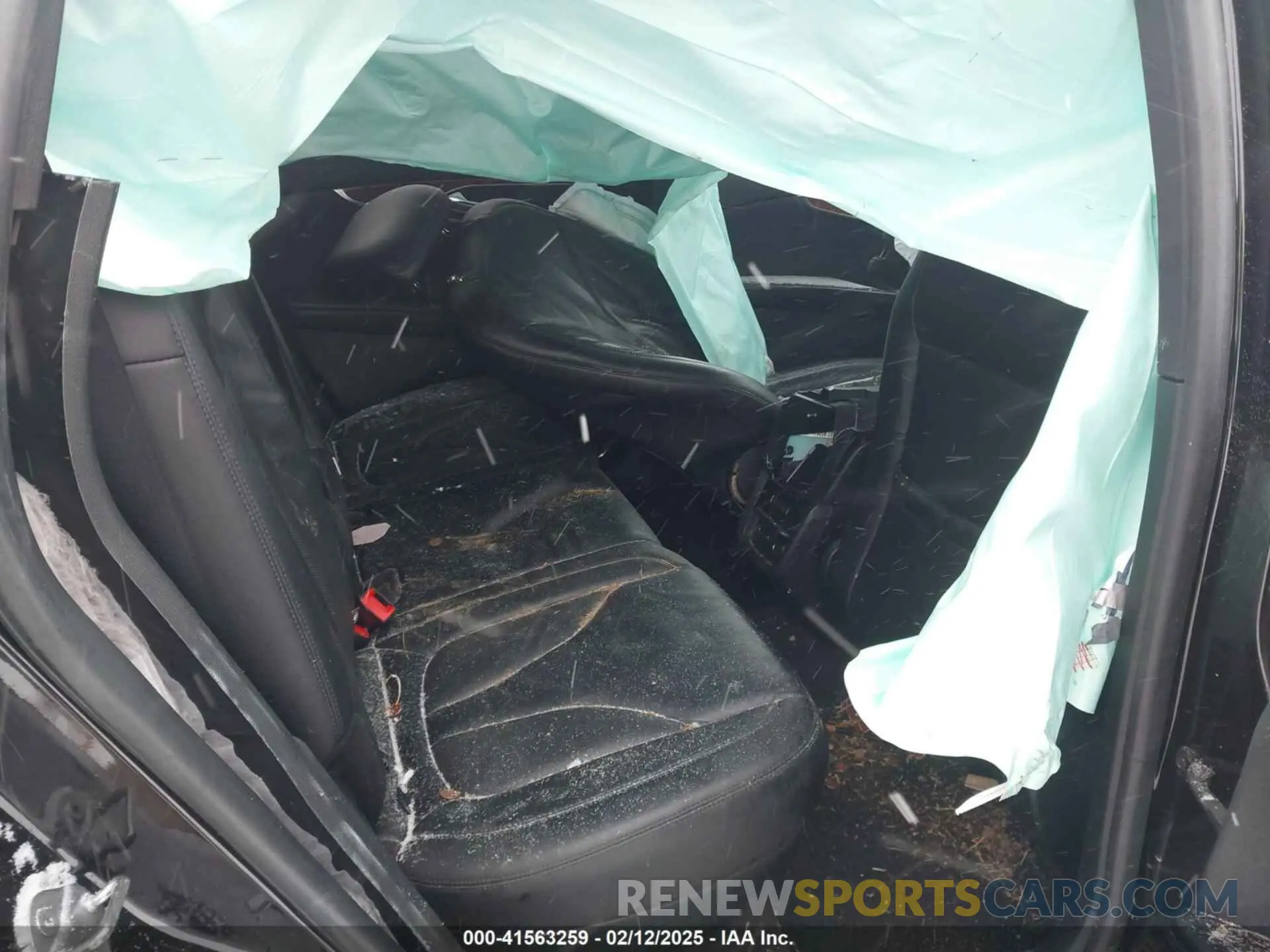 8 Photograph of a damaged car 2LMPJ6K90KBL47453 LINCOLN NAUTILUS 2019