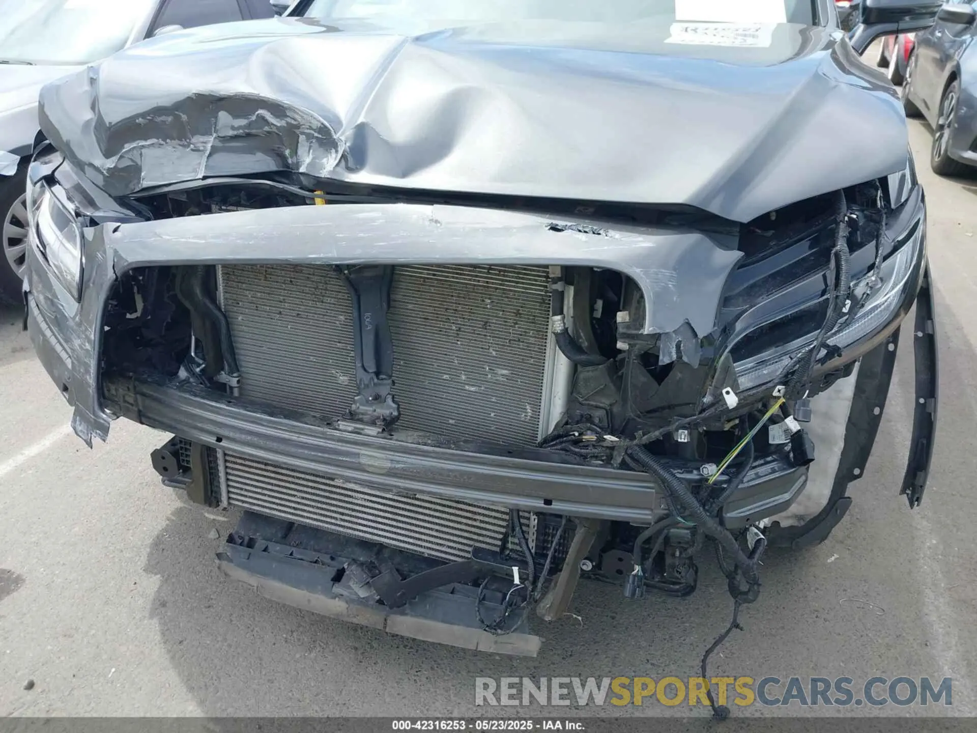 19 Photograph of a damaged car 2LMPJ6K96KBL32682 LINCOLN NAUTILUS 2019