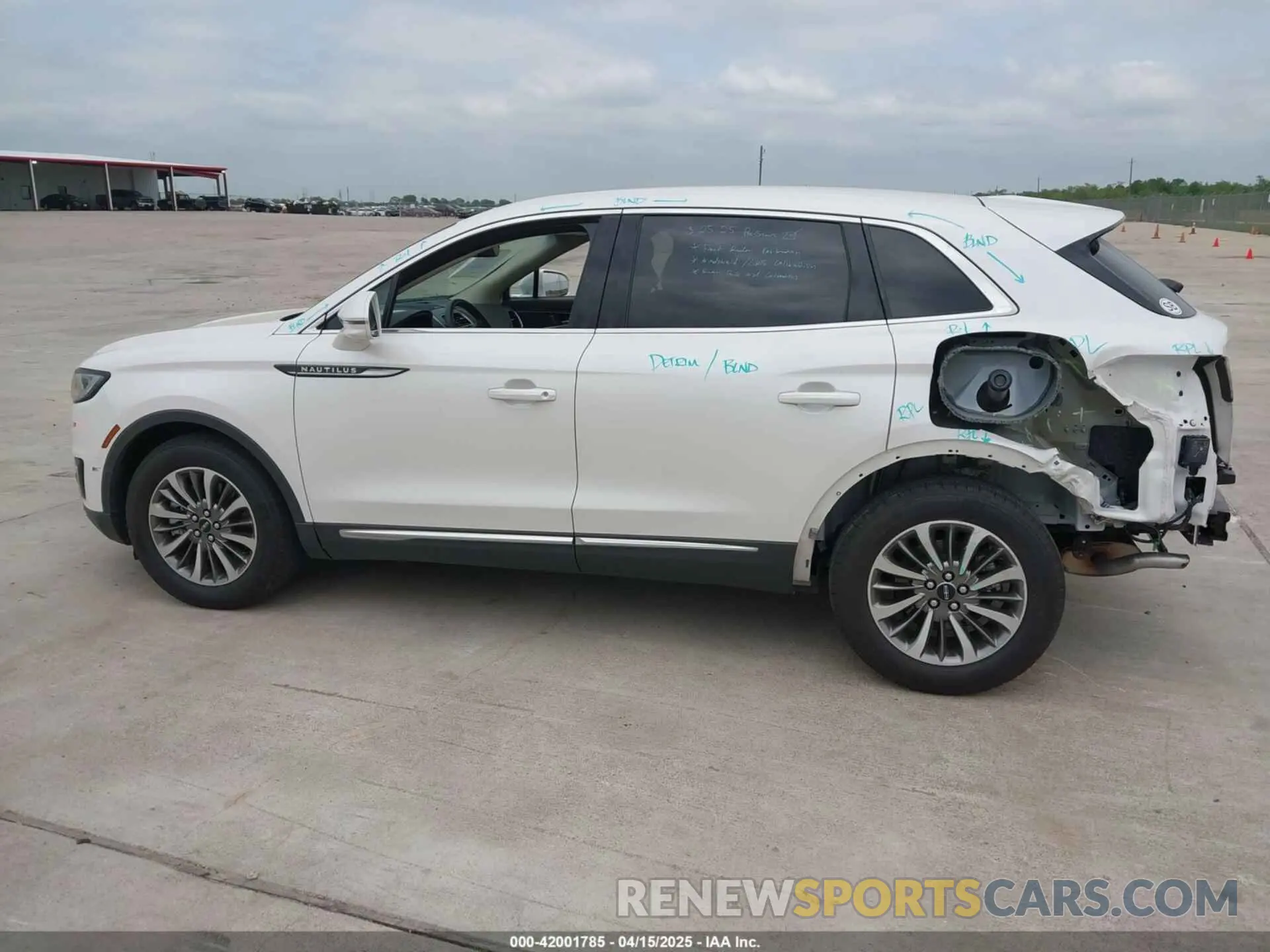 14 Photograph of a damaged car 2LMPJ6K96KBL57713 LINCOLN NAUTILUS 2019