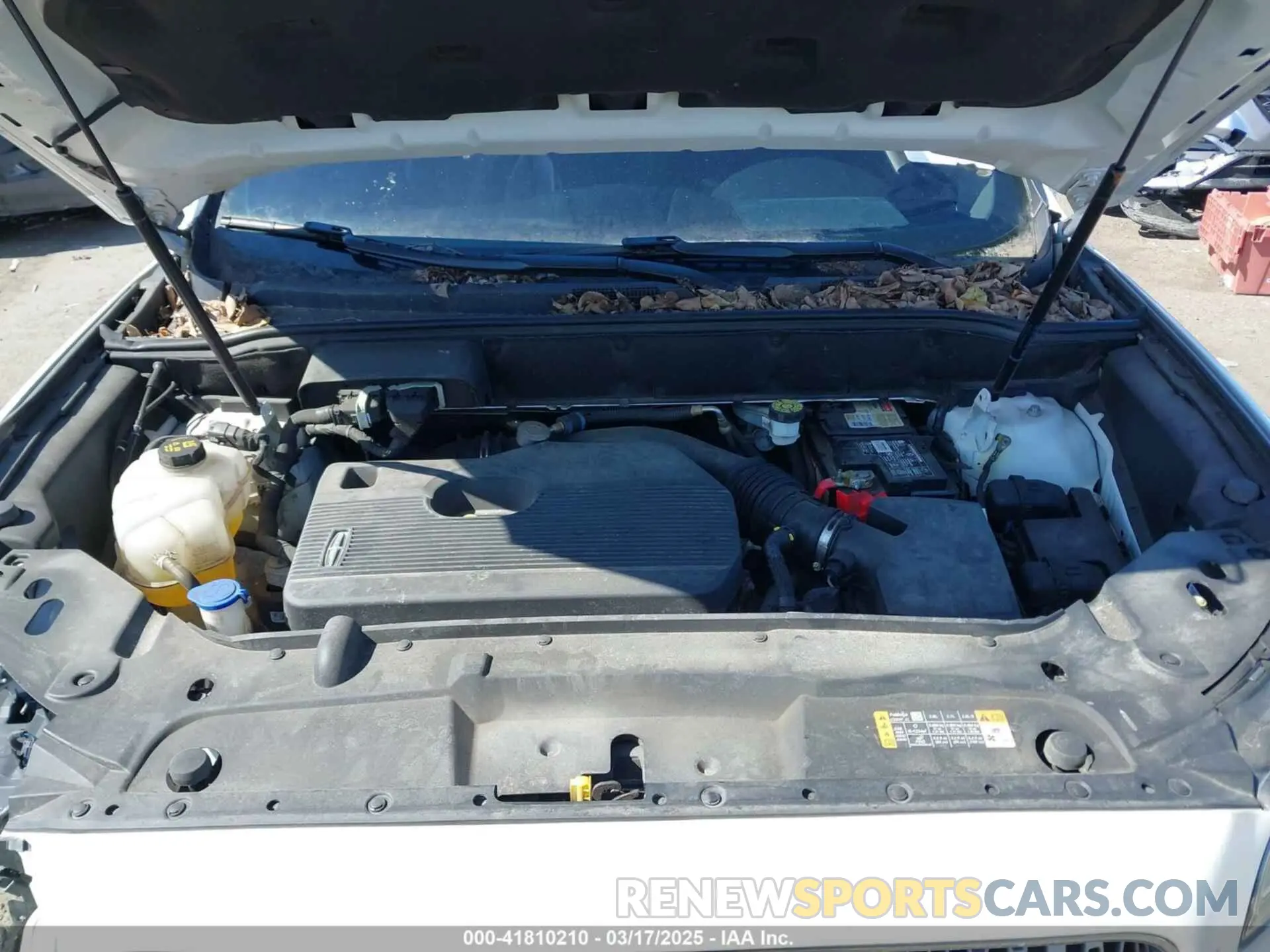 10 Photograph of a damaged car 2LMPJ6K98KBL53582 LINCOLN NAUTILUS 2019