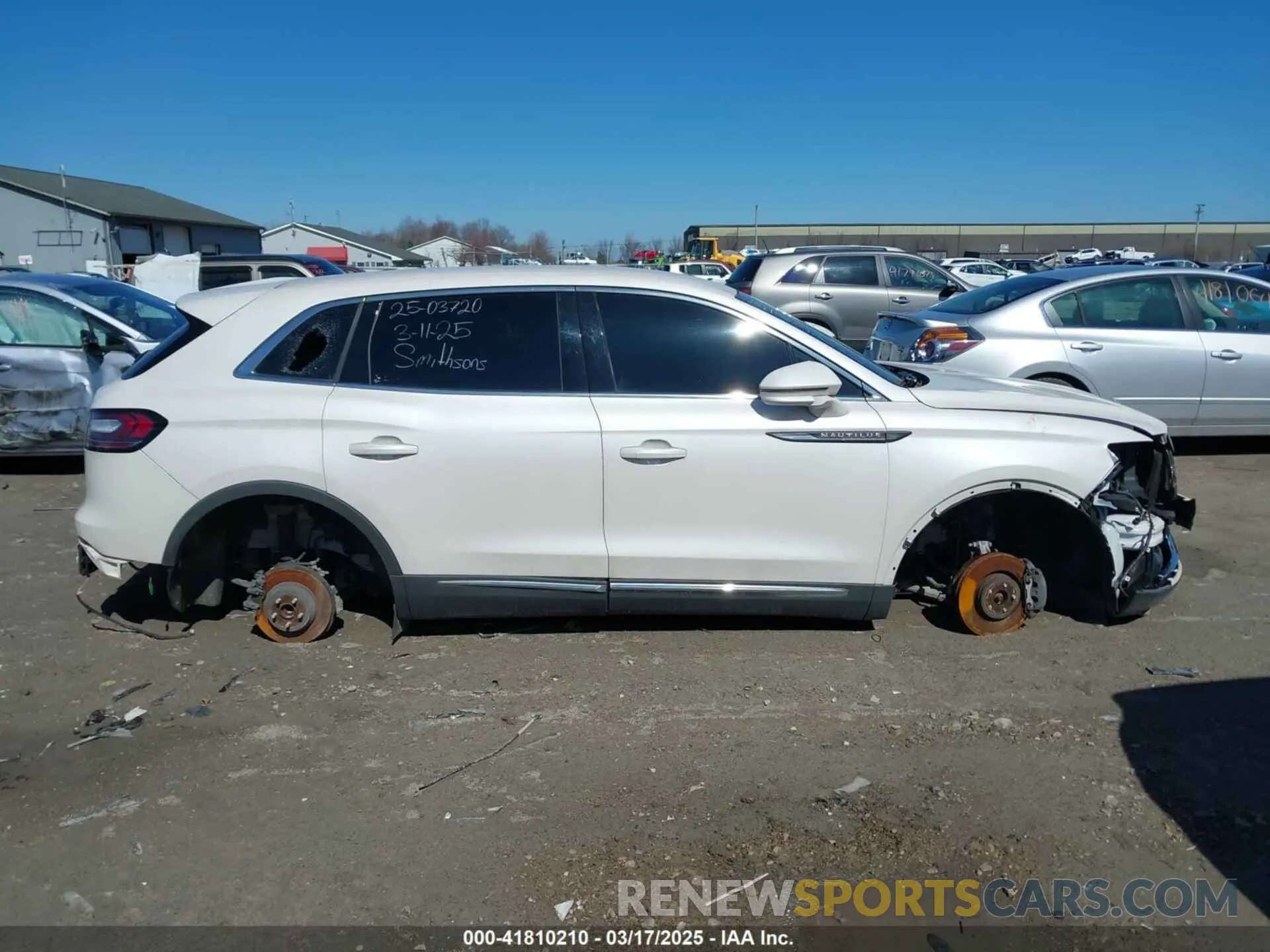 13 Photograph of a damaged car 2LMPJ6K98KBL53582 LINCOLN NAUTILUS 2019