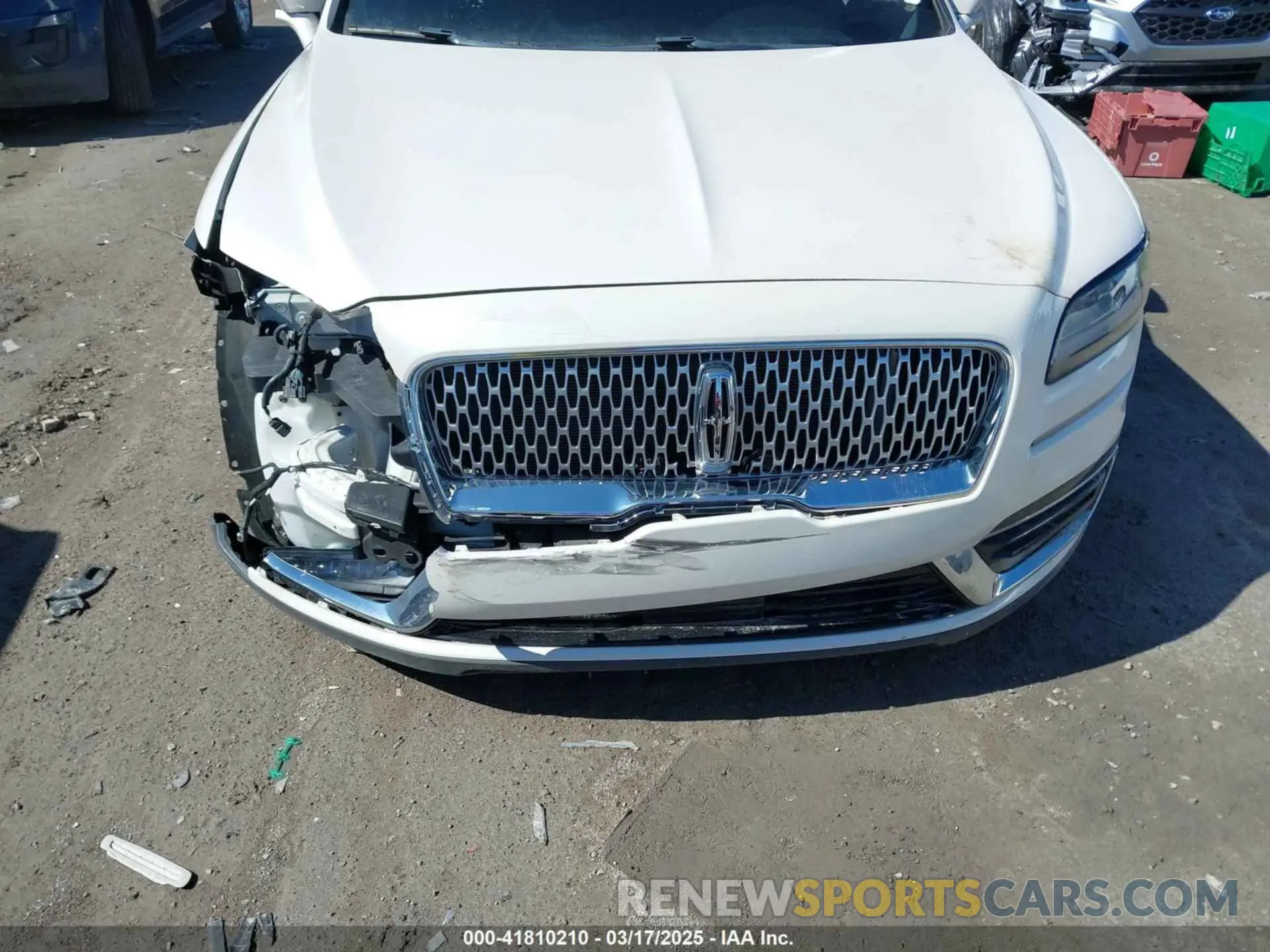 17 Photograph of a damaged car 2LMPJ6K98KBL53582 LINCOLN NAUTILUS 2019