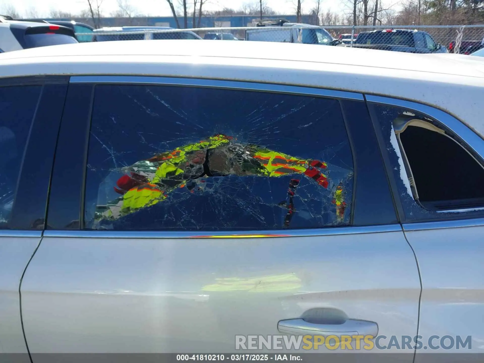 19 Photograph of a damaged car 2LMPJ6K98KBL53582 LINCOLN NAUTILUS 2019