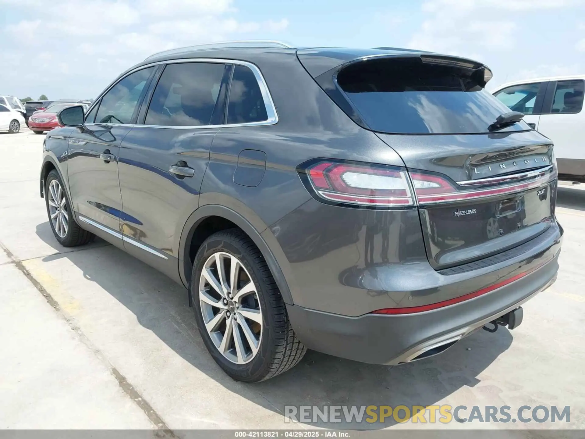 3 Photograph of a damaged car 2LMPJ6K99KBL42848 LINCOLN NAUTILUS 2019