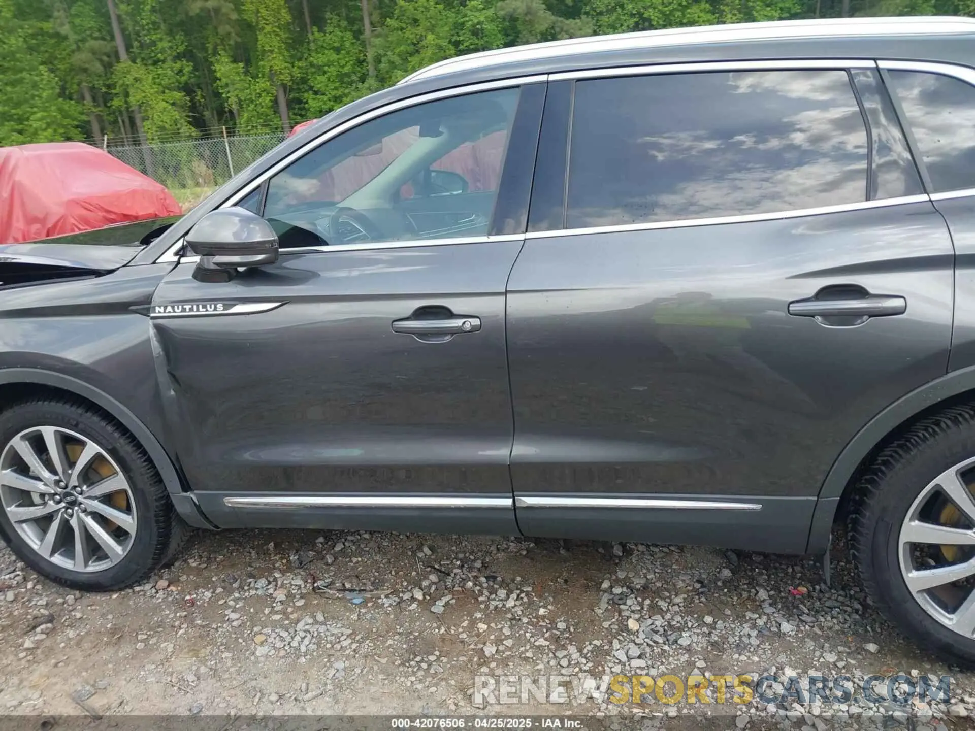 14 Photograph of a damaged car 2LMPJ6K9XKBL41983 LINCOLN NAUTILUS 2019