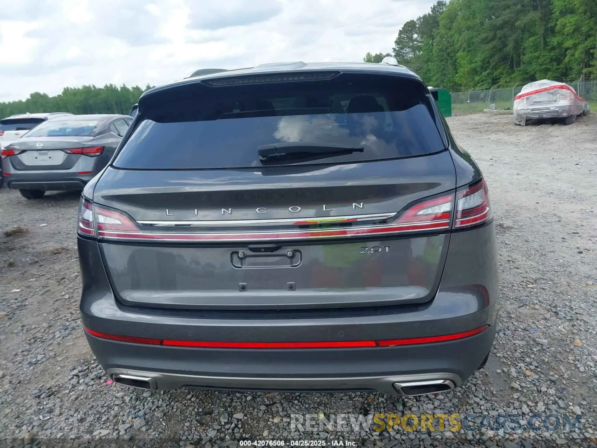 16 Photograph of a damaged car 2LMPJ6K9XKBL41983 LINCOLN NAUTILUS 2019